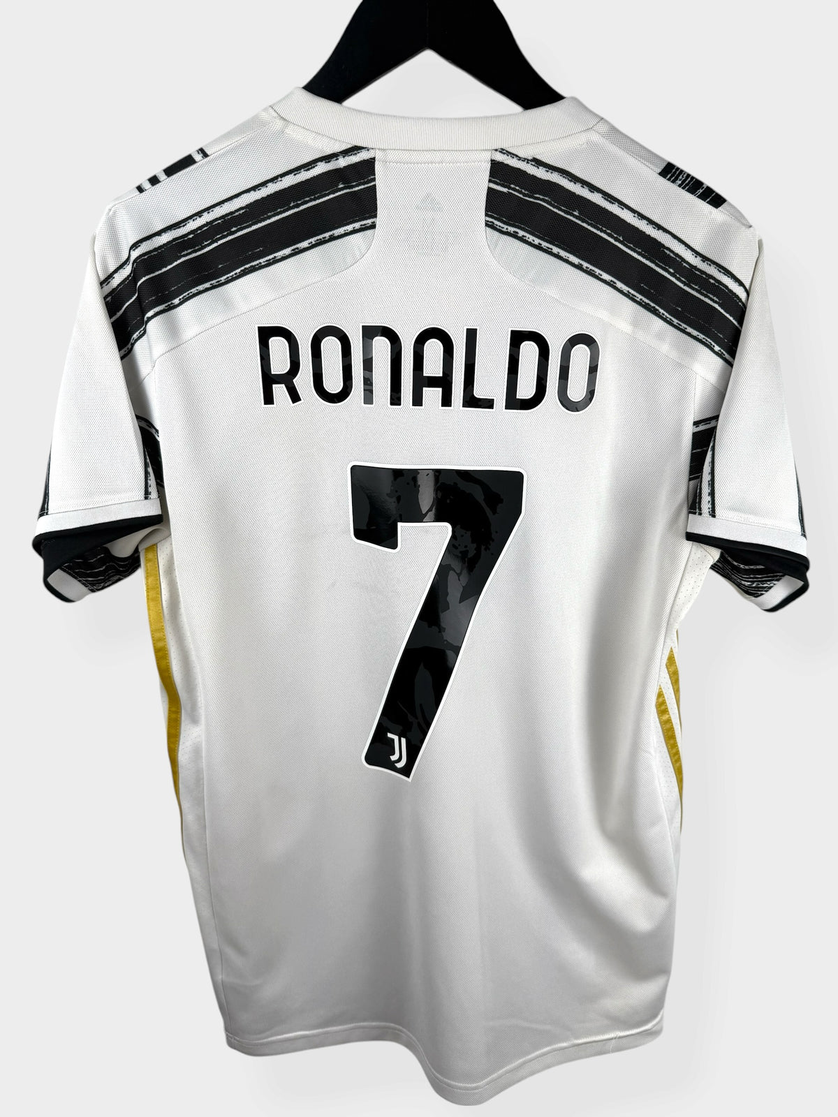 2020-21 JUVENTUS HOME SHIRT RONALDO #7 M - Authentic Football Club