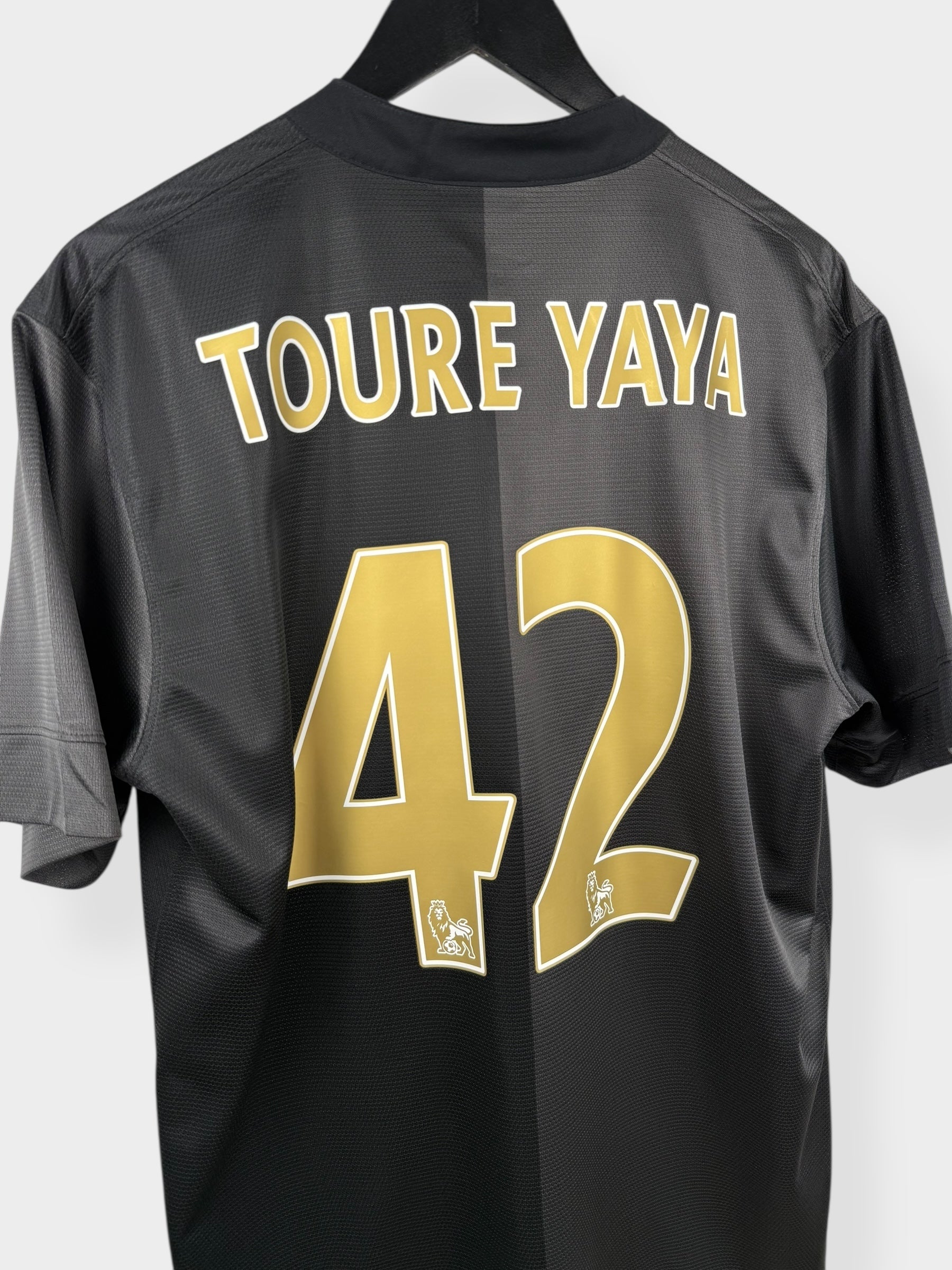 2013-14 MANCHESTER CITY THUISSHIRT TOURE YAYA #42 L
