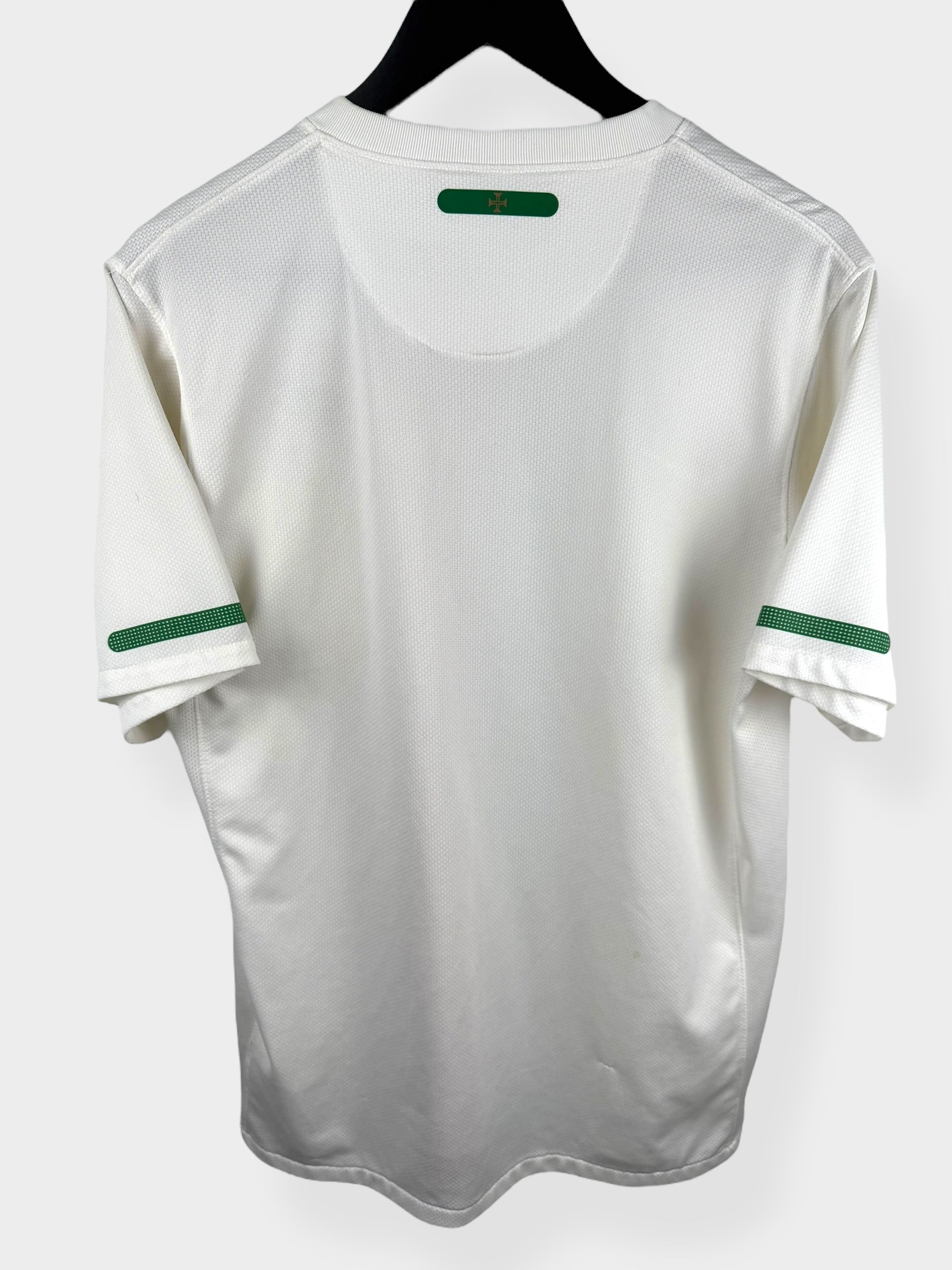 2010-11 PORTUGAL AWAY SHIRT M - Authentic Football Club