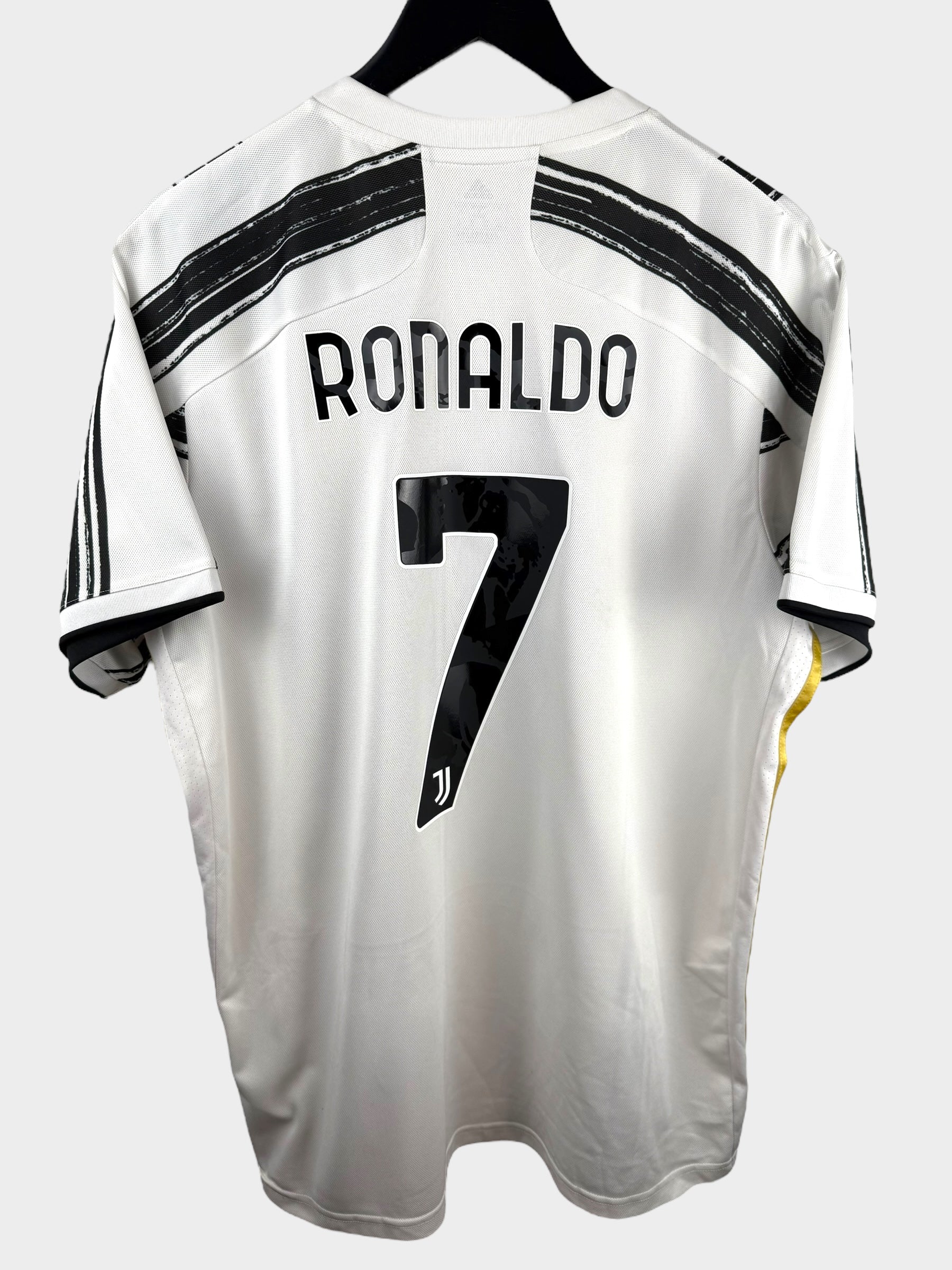 2020-21 JUVENTUS THUISSHIRT RONALDO #7 XL