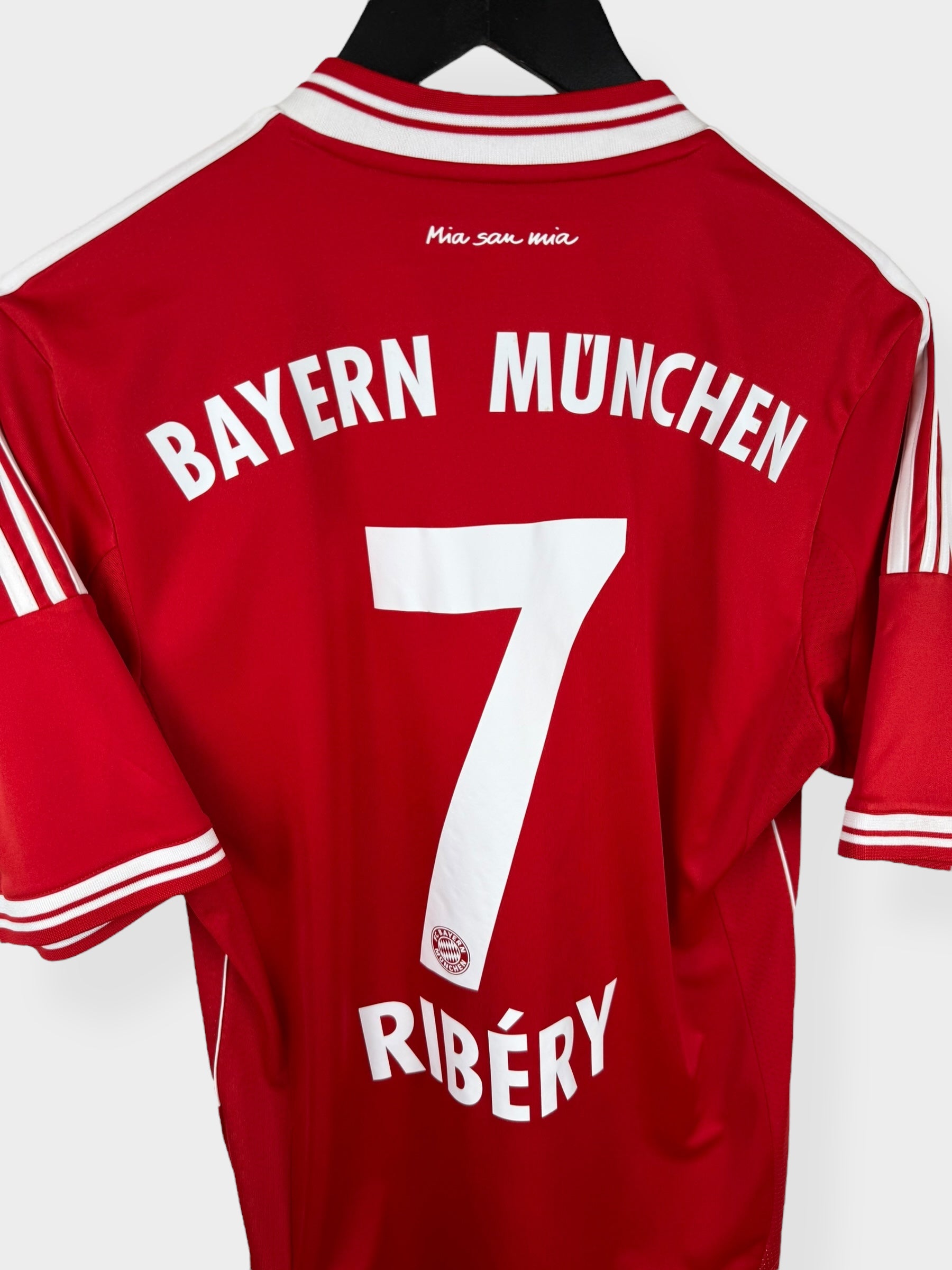 2013-14 BAYERN MUNICH HOME SHIRT RIBERY #7 S - Authentic Football Club