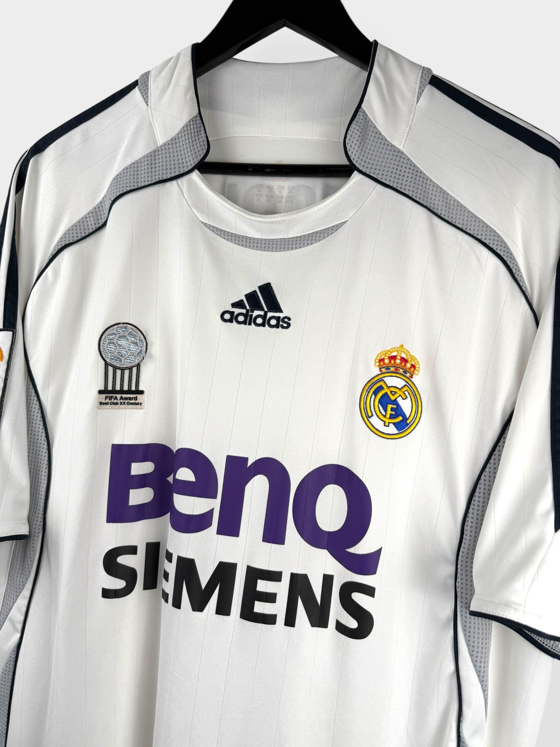 2006-07 REAL MADRID THUISSHIRT R. CARLOS #3 XL