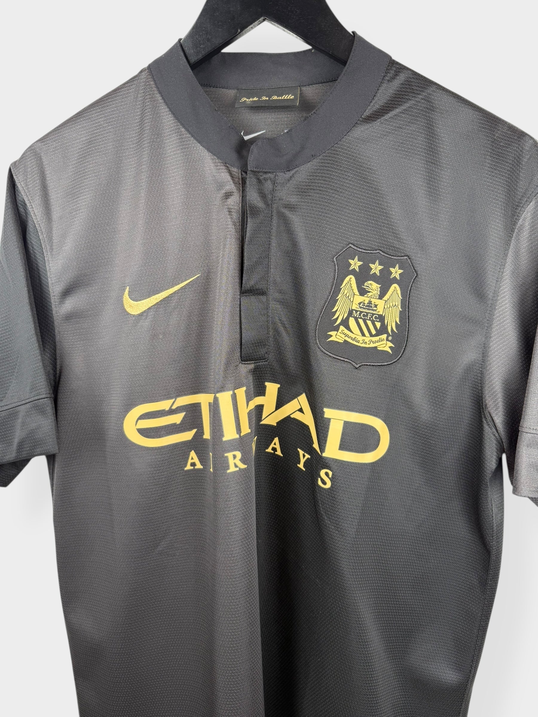 2013-14 MANCHESTER CITY AWAY SHIRT KUN AGUERO #16 M