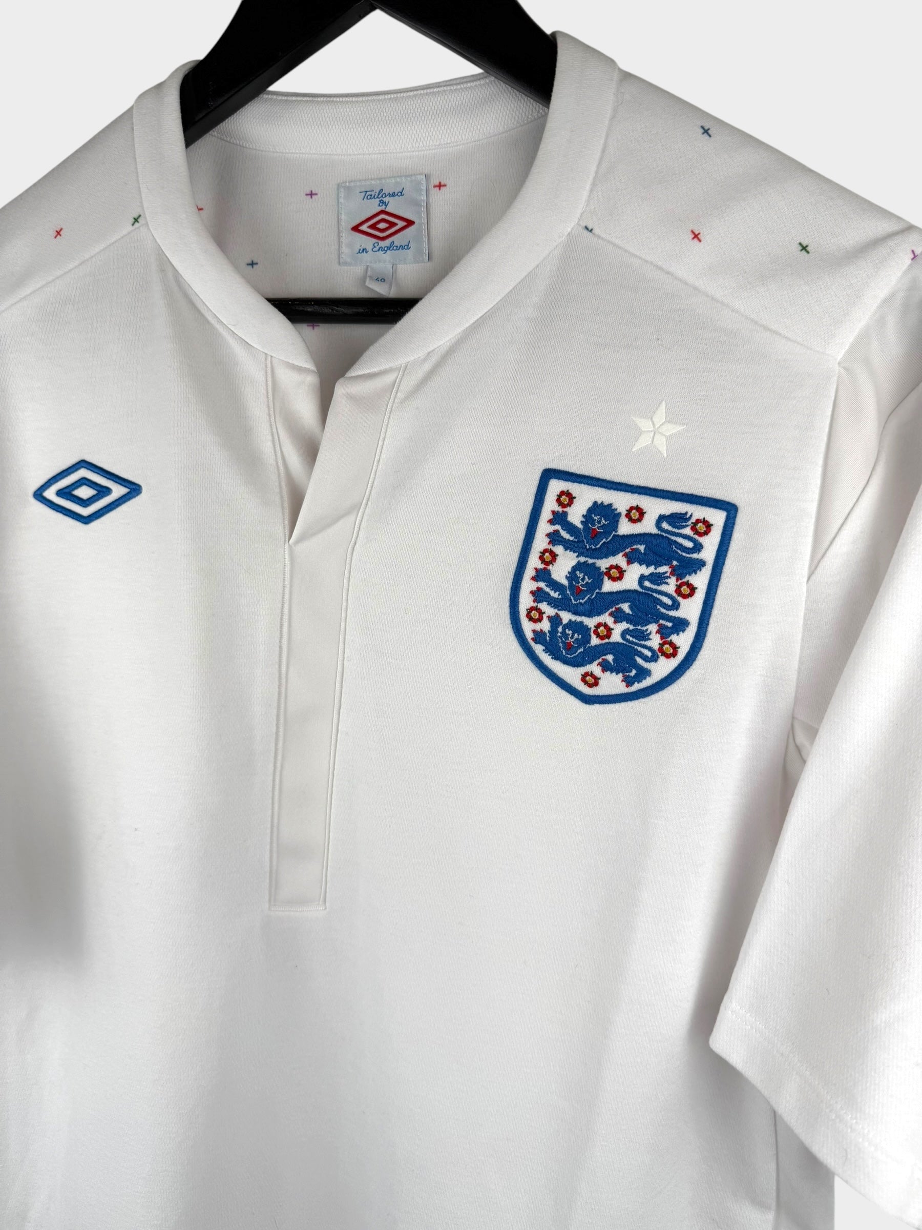 2010-11 ENGELAND THUISSHIRT M