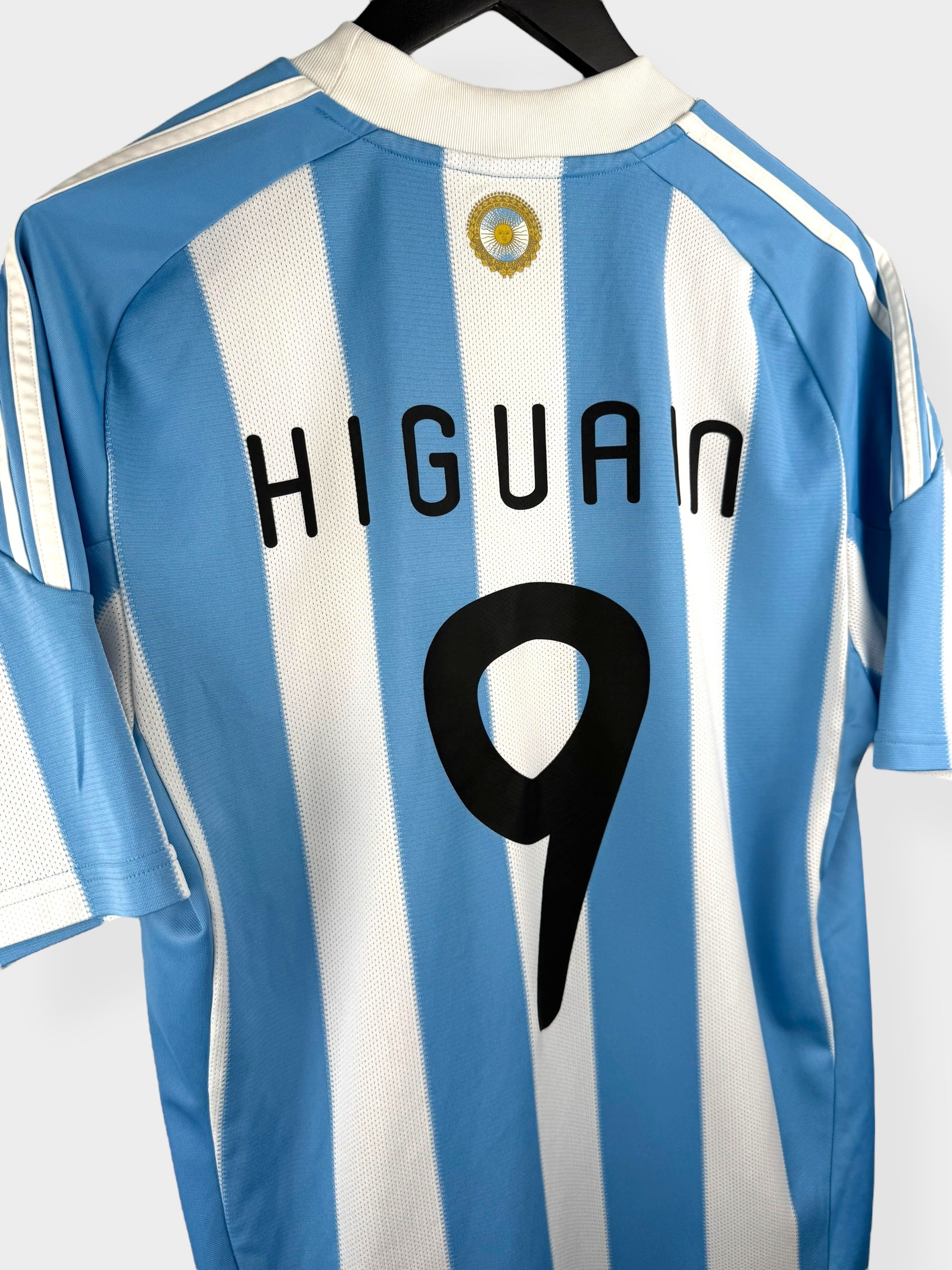 2010-11 ARGENTINIË THUISSHIRT HIGUAIN #9 L