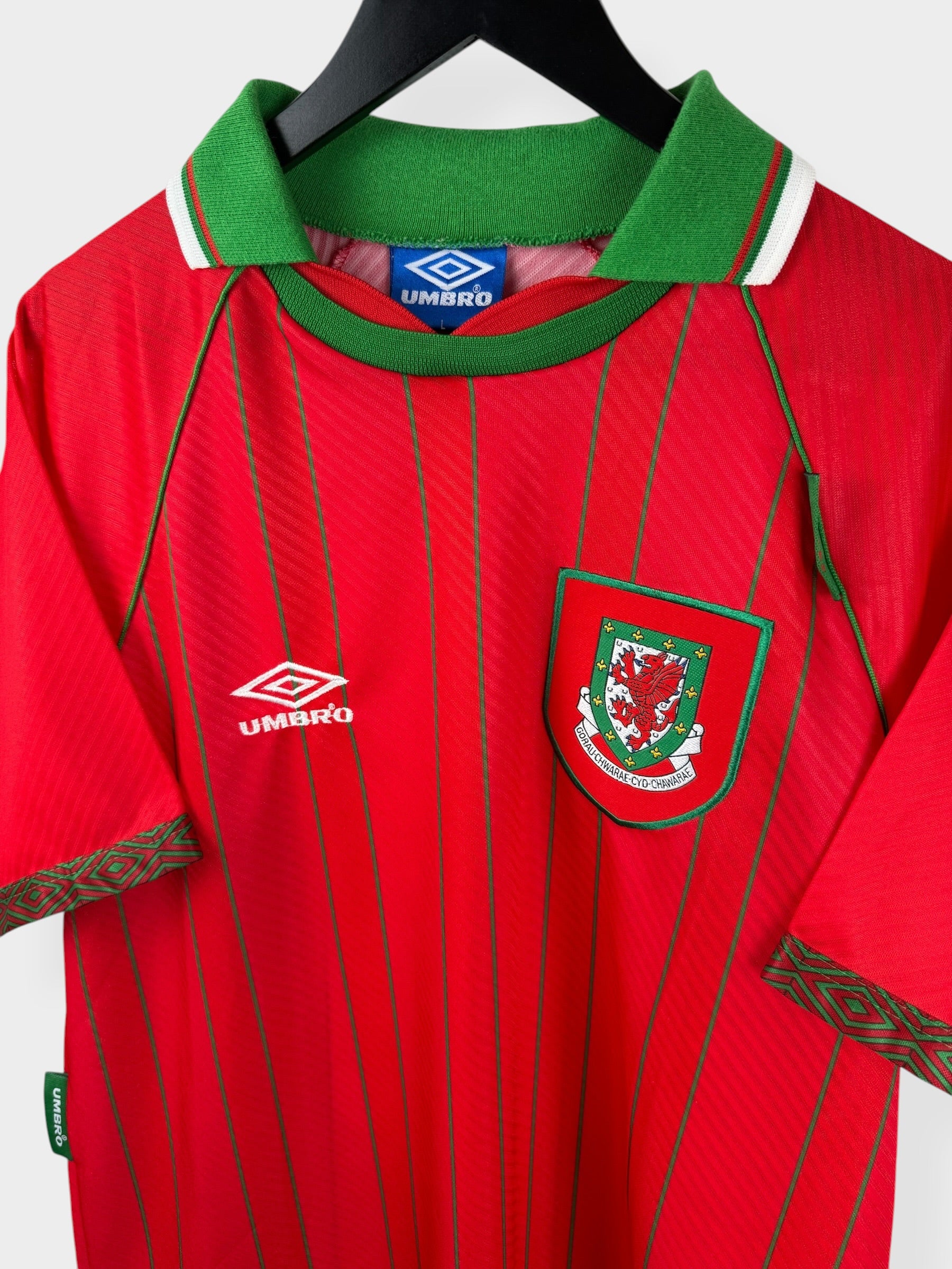 1994-96 WALES HEIMTRIKOT RUSH #9 L