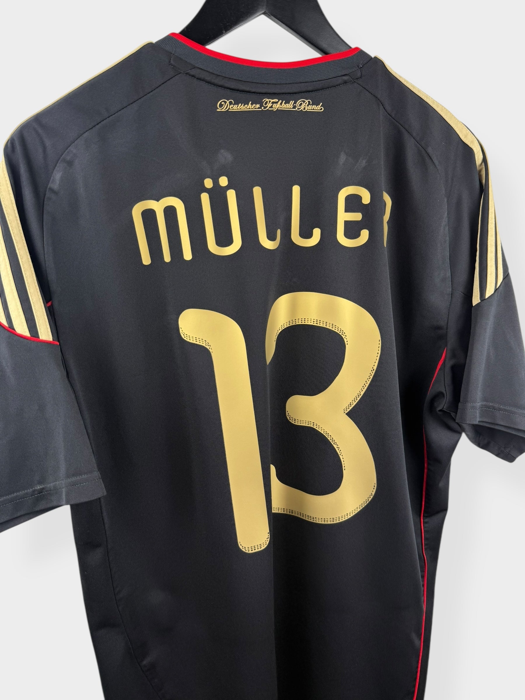 2010-11 DUITSLAND UITSHIRT MULLER #13 XL