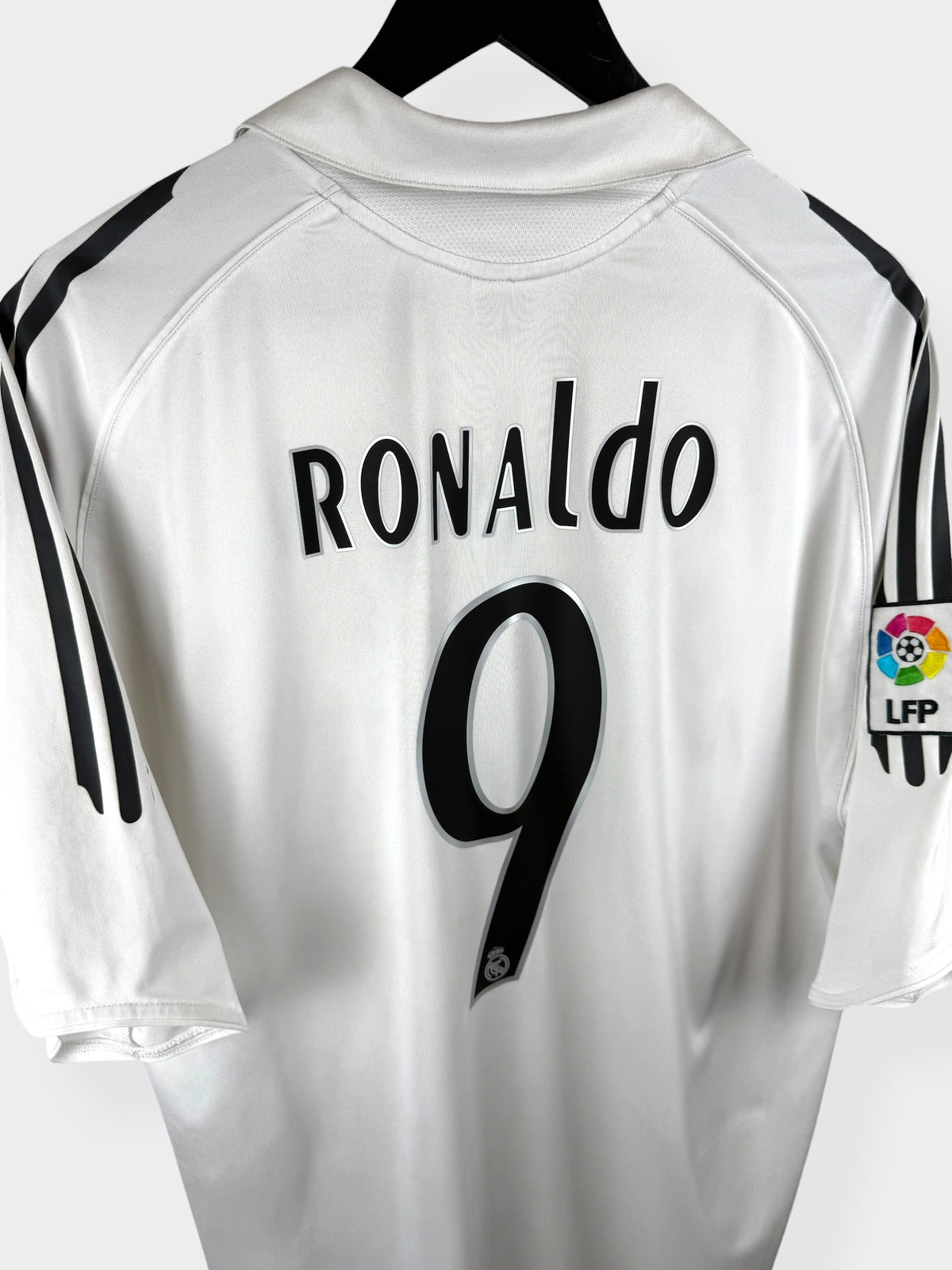 2005-06 REAL MADRID HOME SHIRT RONALDO #9 XL