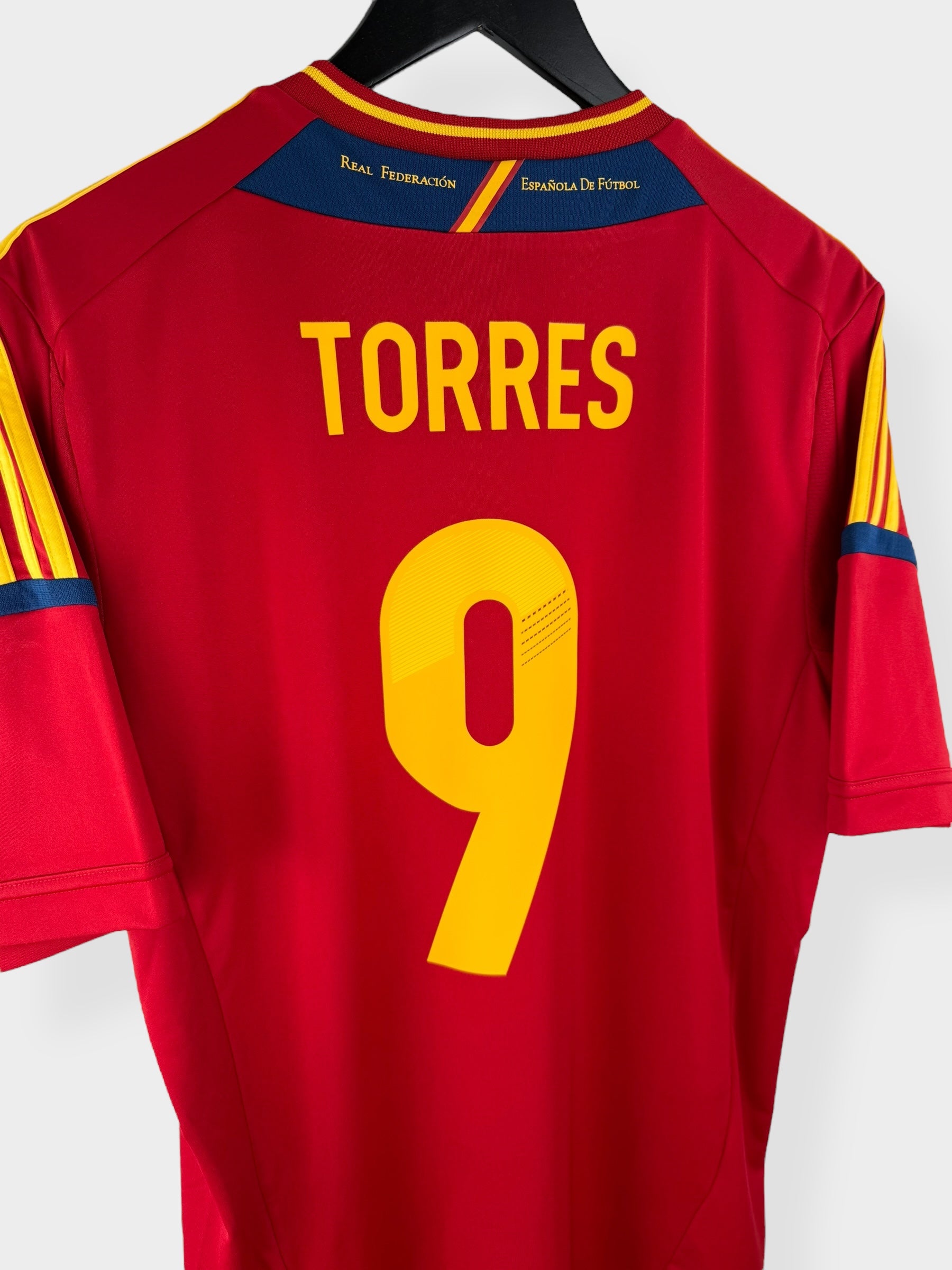 2012-13 SPANJE THUISSHIRT TORRES #9 L