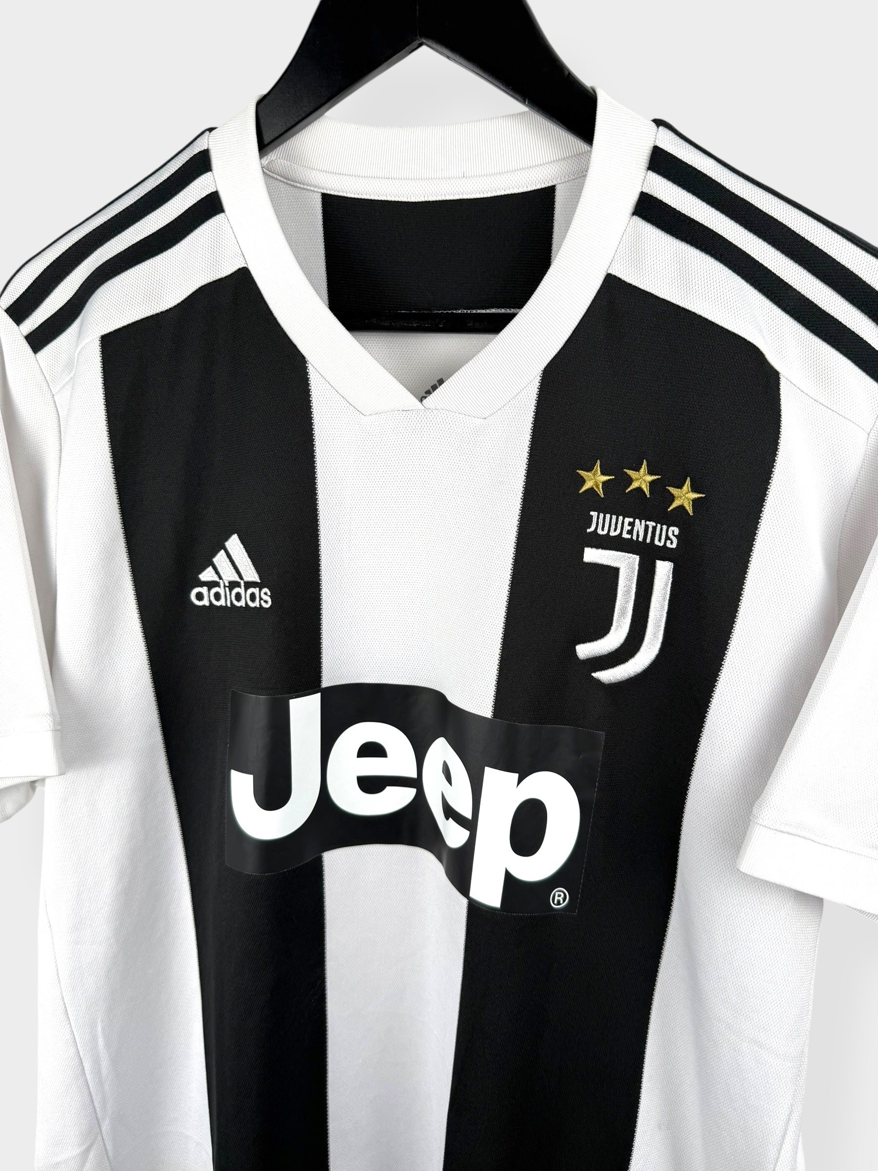 2018-19 JUVENTUS HOME SHIRT RONALDO #7 L