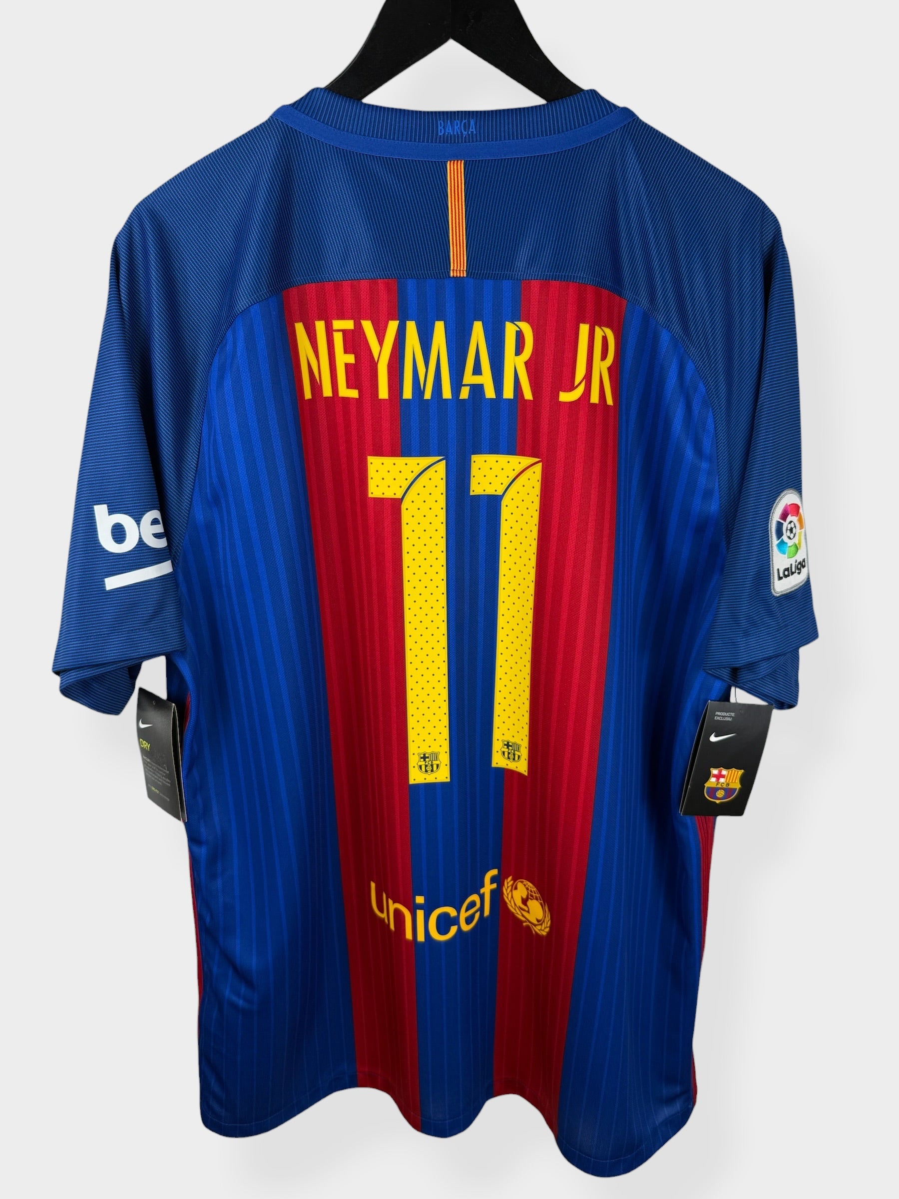 2016-17 BARCELONA HOME SHIRT NEYMAR JR #11 XL