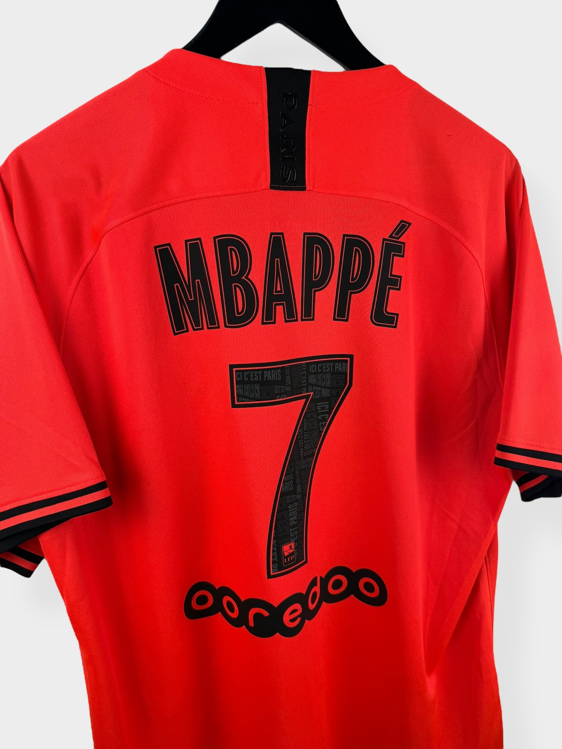 2019-20 PARIS SAINT-GERMAIN UITSHIRT MBAPPE #7 XL
