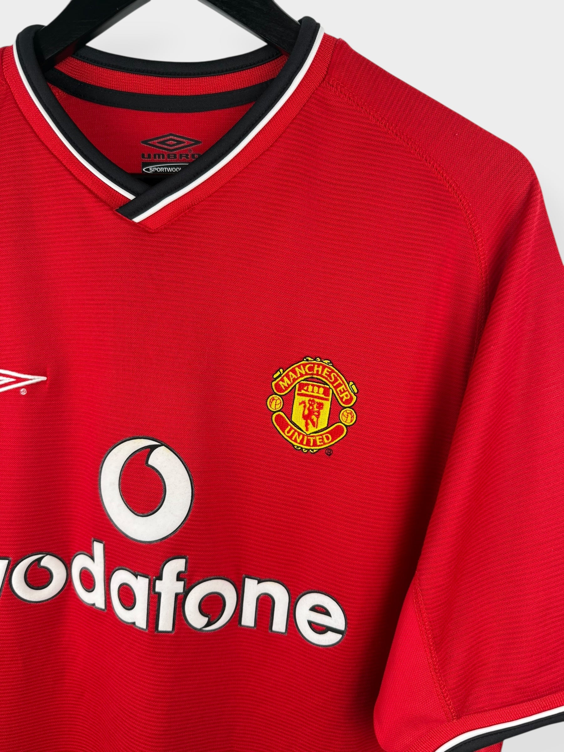 2000-2002 MANCHESTER UNITED HOME SHIRT GIGGS #11 L