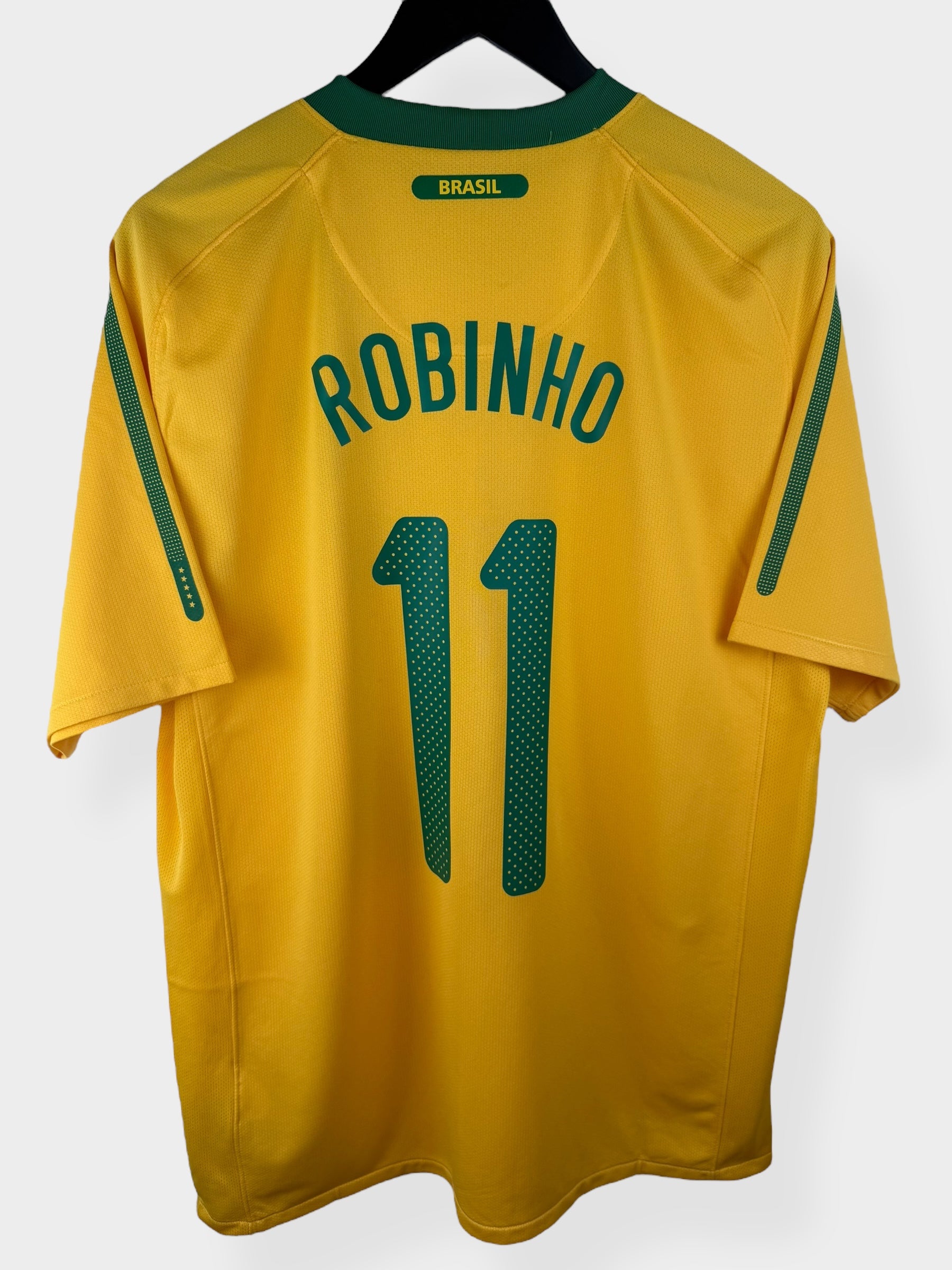 2010-11 BRAZIL HOME SHIRT ROBINHO #11 L