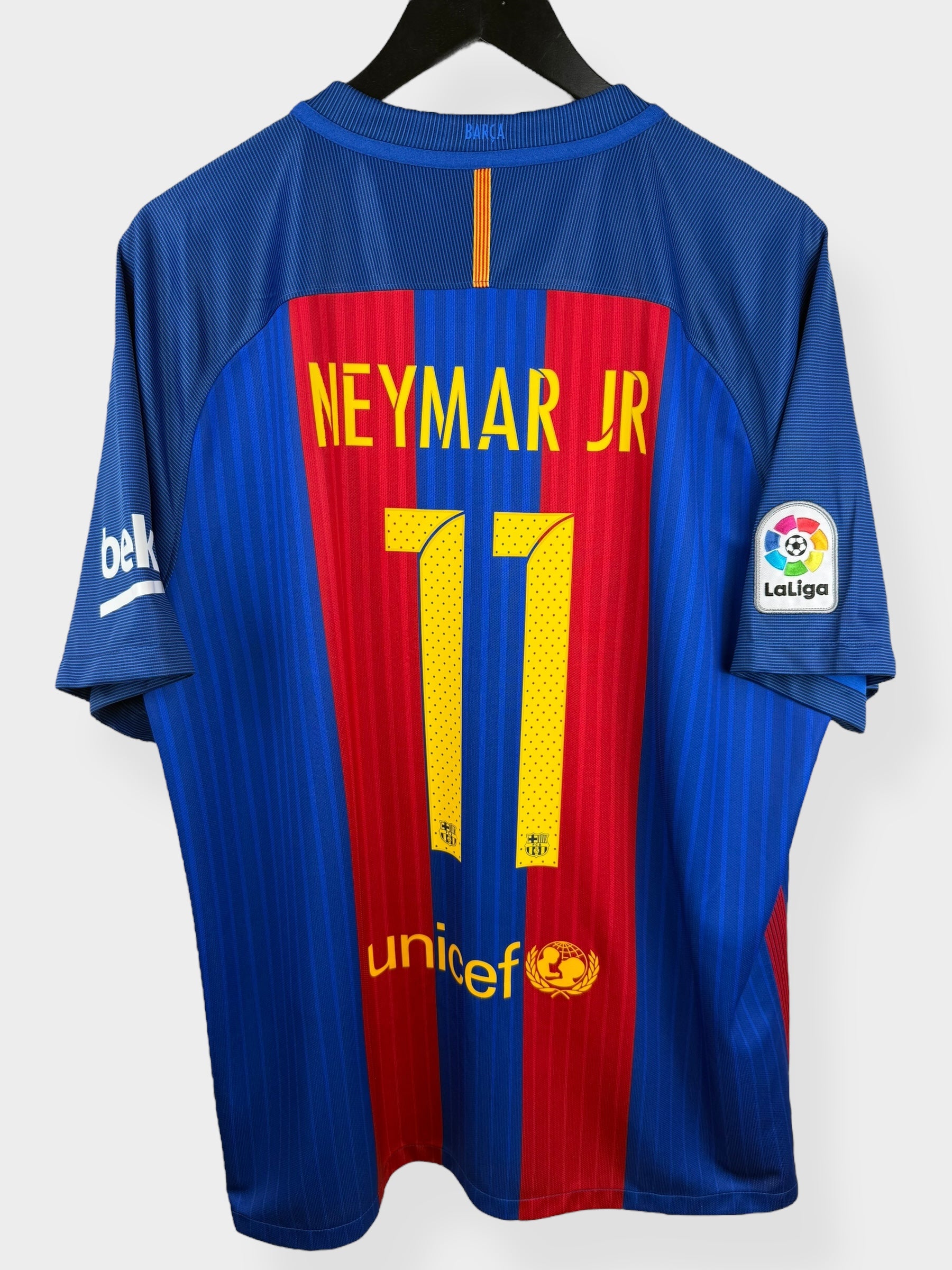 2016-17 BARCELONA HOME SHIRT NEYMAR JR #11 XL