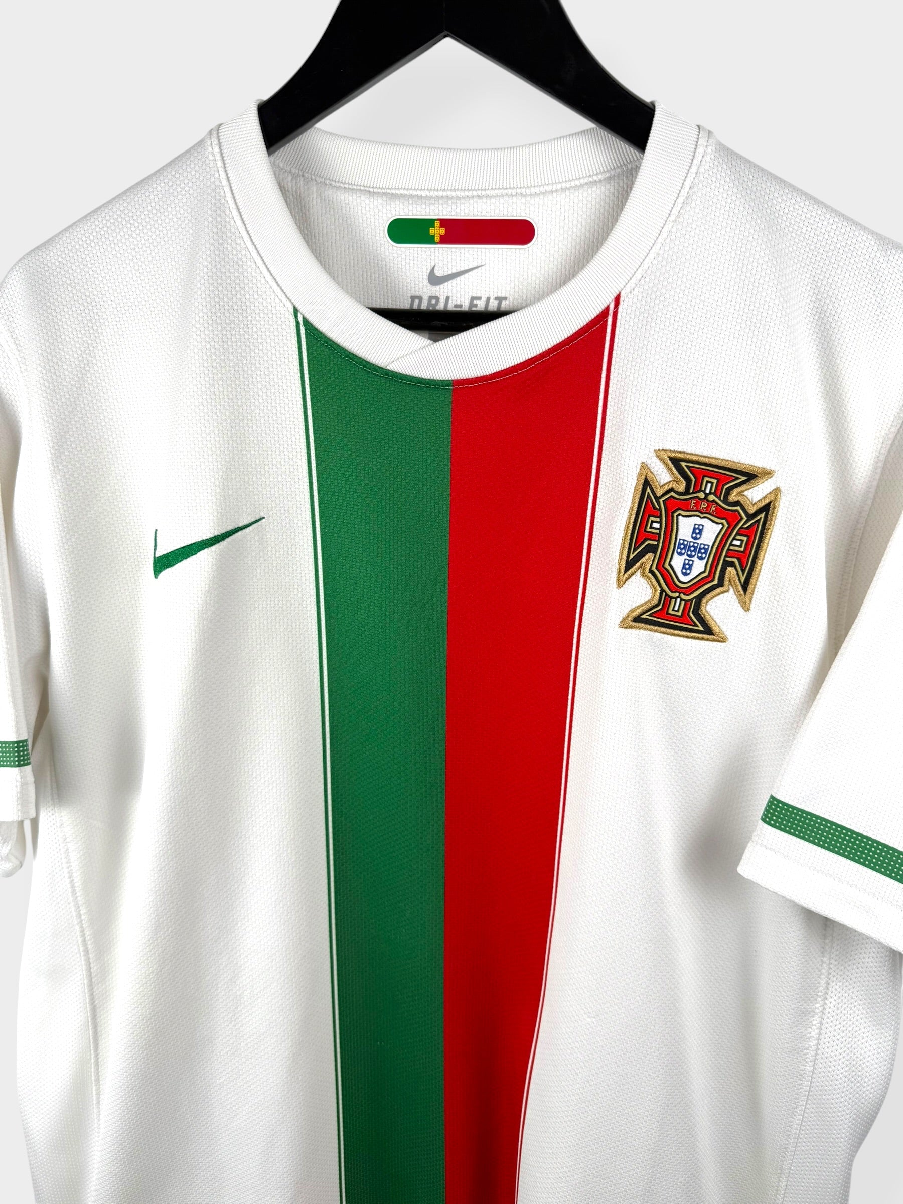 2010-11 PORTUGAL AWAY SHIRT L