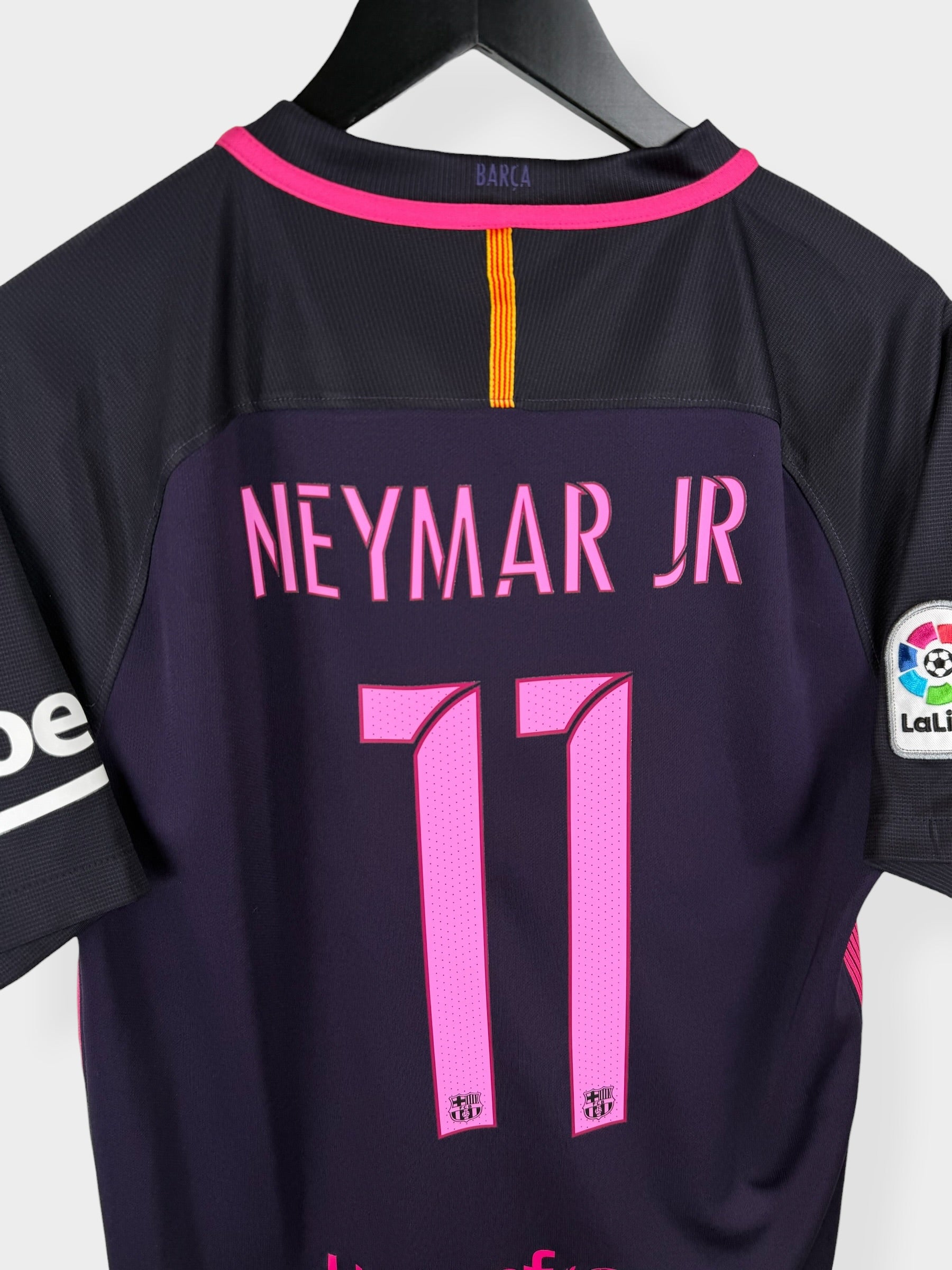 2016-17 BARCELONA AWAY SHIRT NEYMAR #11 M