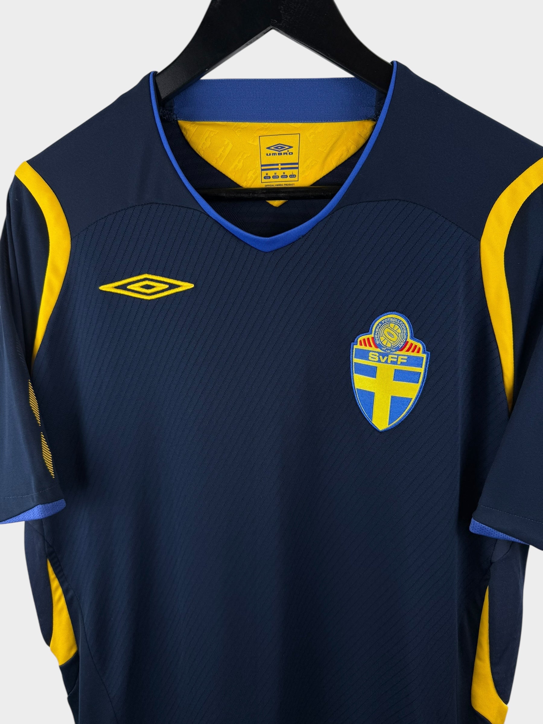 2008-10 SWEDEN AWAY SHIRT M