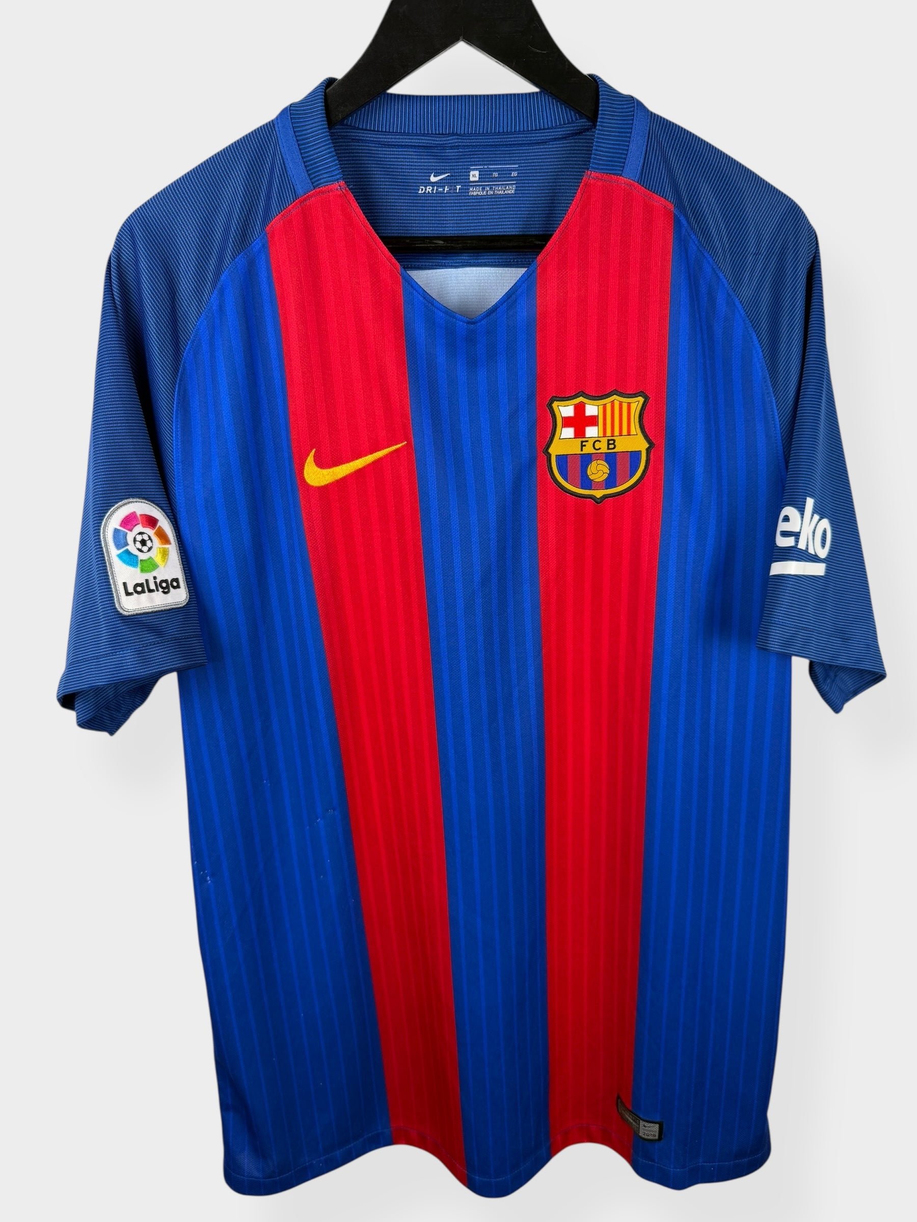 2016-17 BARCELONA HOME SHIRT MESSI #10 XL - Authentic Football Club