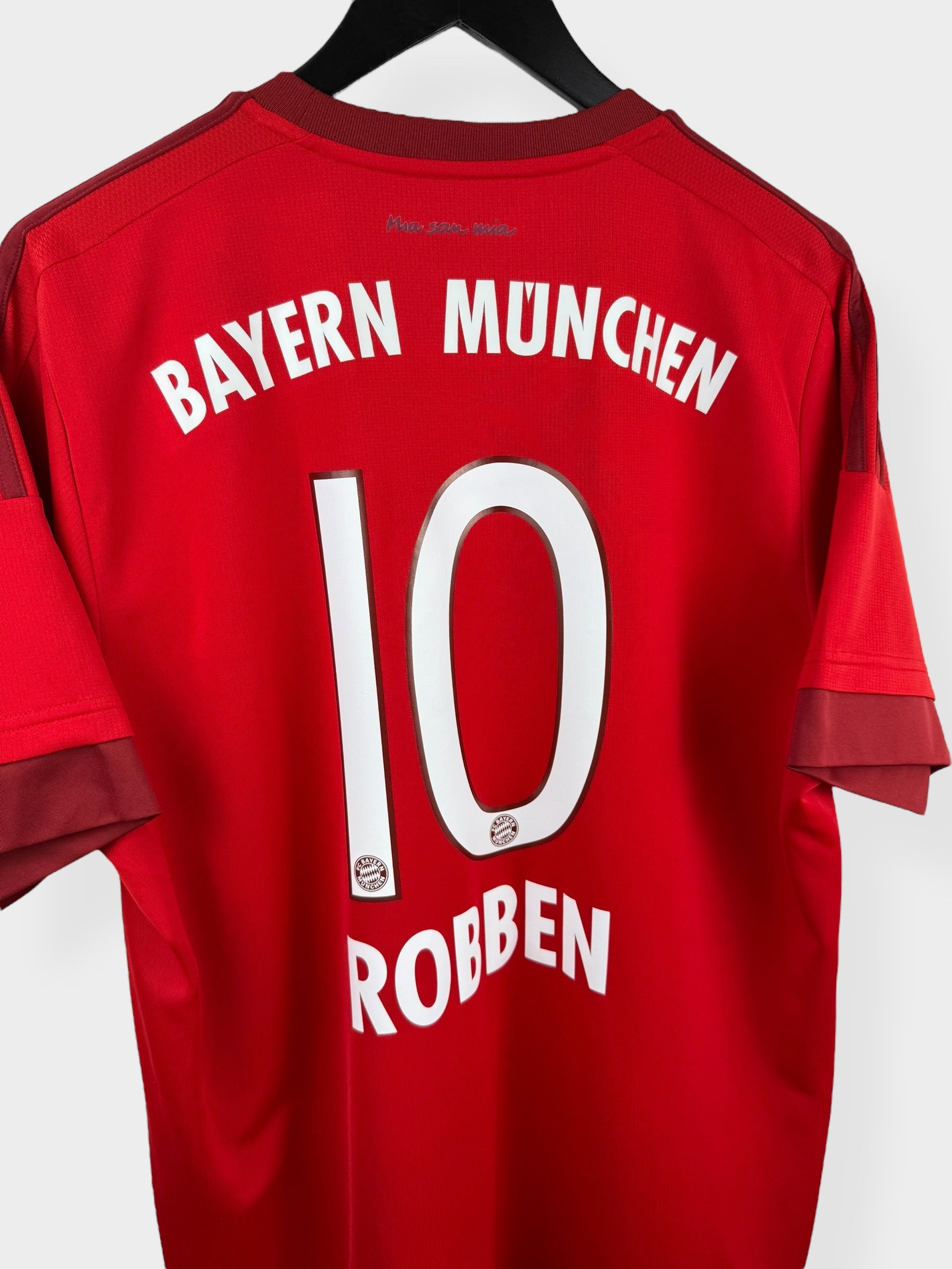 2015-16 BAYERN MUNICH THUISSHIRT ROBBEN #10 XL
