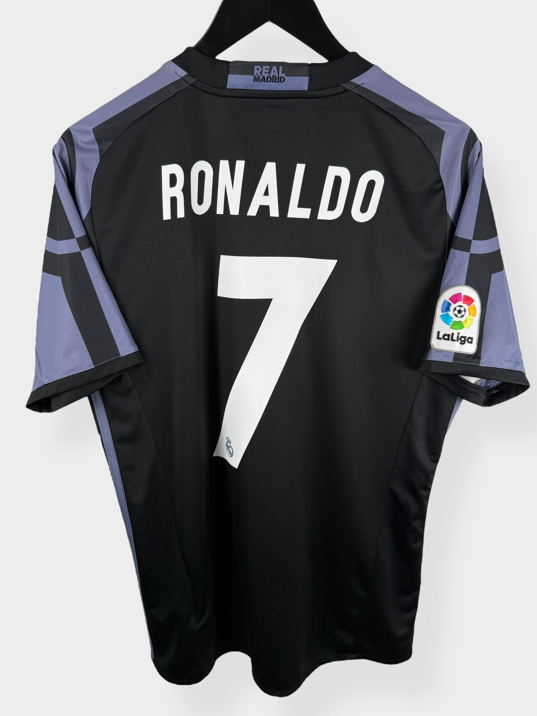 2016-17 REAL MADRID THIRD SHIRT RONALDO #7 M - Authentic Football Club