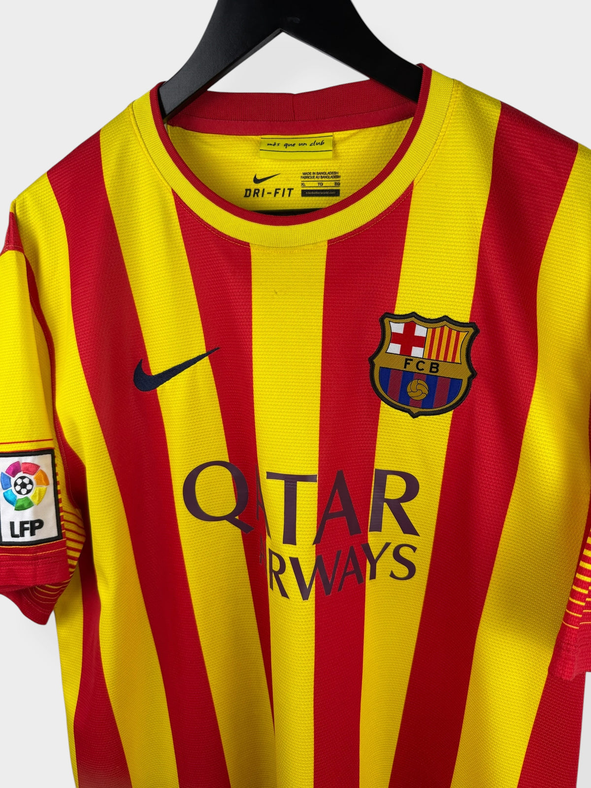 2013-14 BARCELONA UITSHIRT NEYMAR JR #11 XL