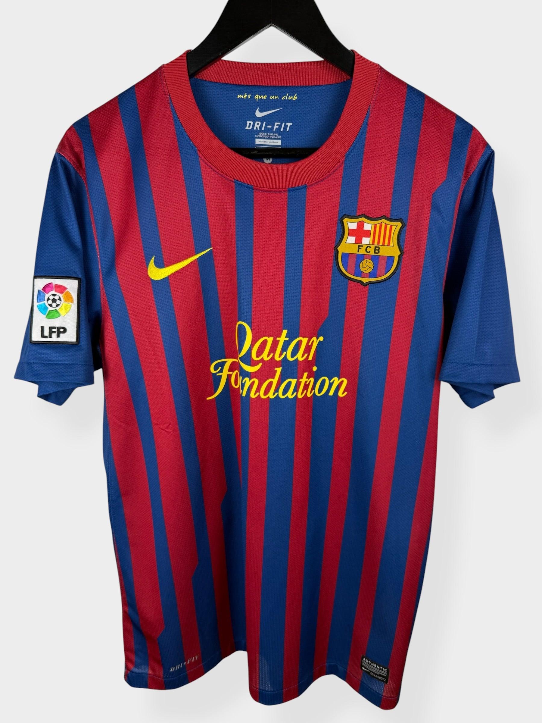 2011-12 BARCELONA HOME SHIRT INIESTA #8 M