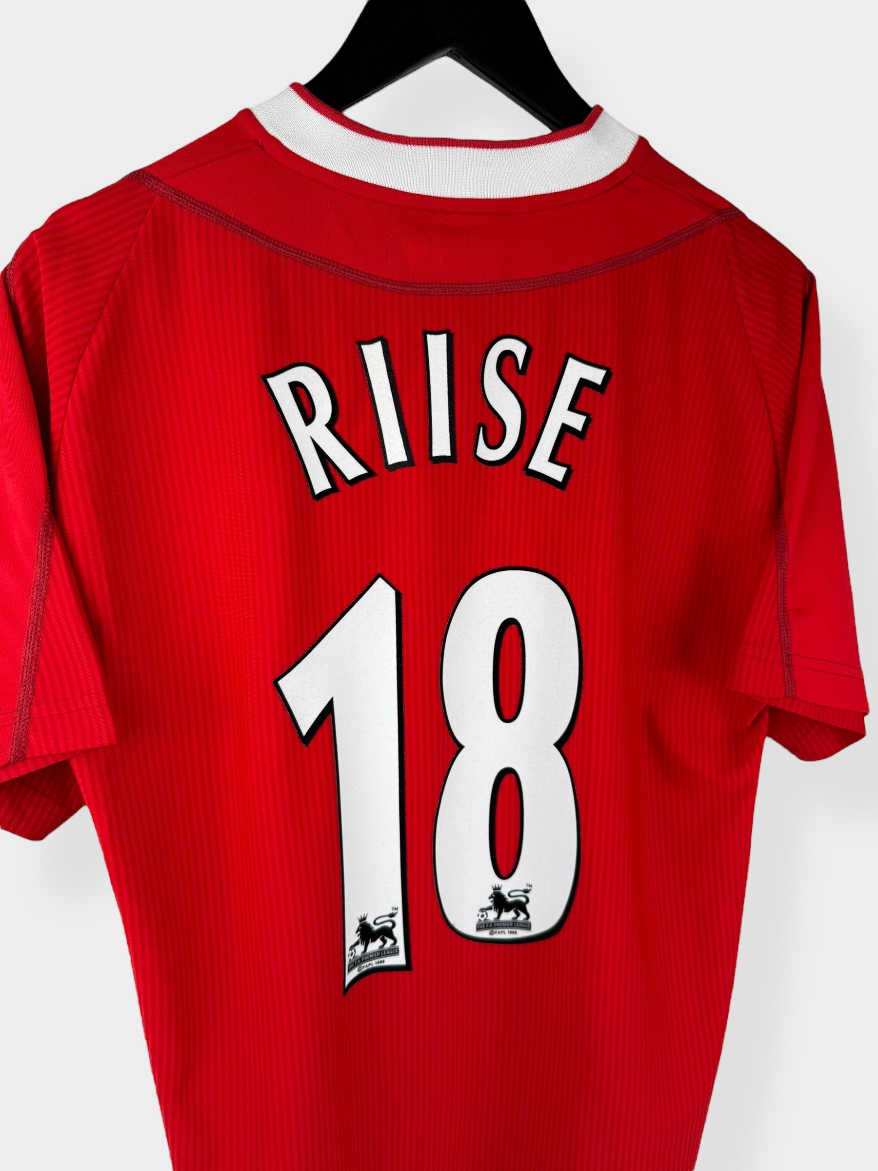 2002-04 LIVERPOOL HOME SHIRT RIISE #18 M