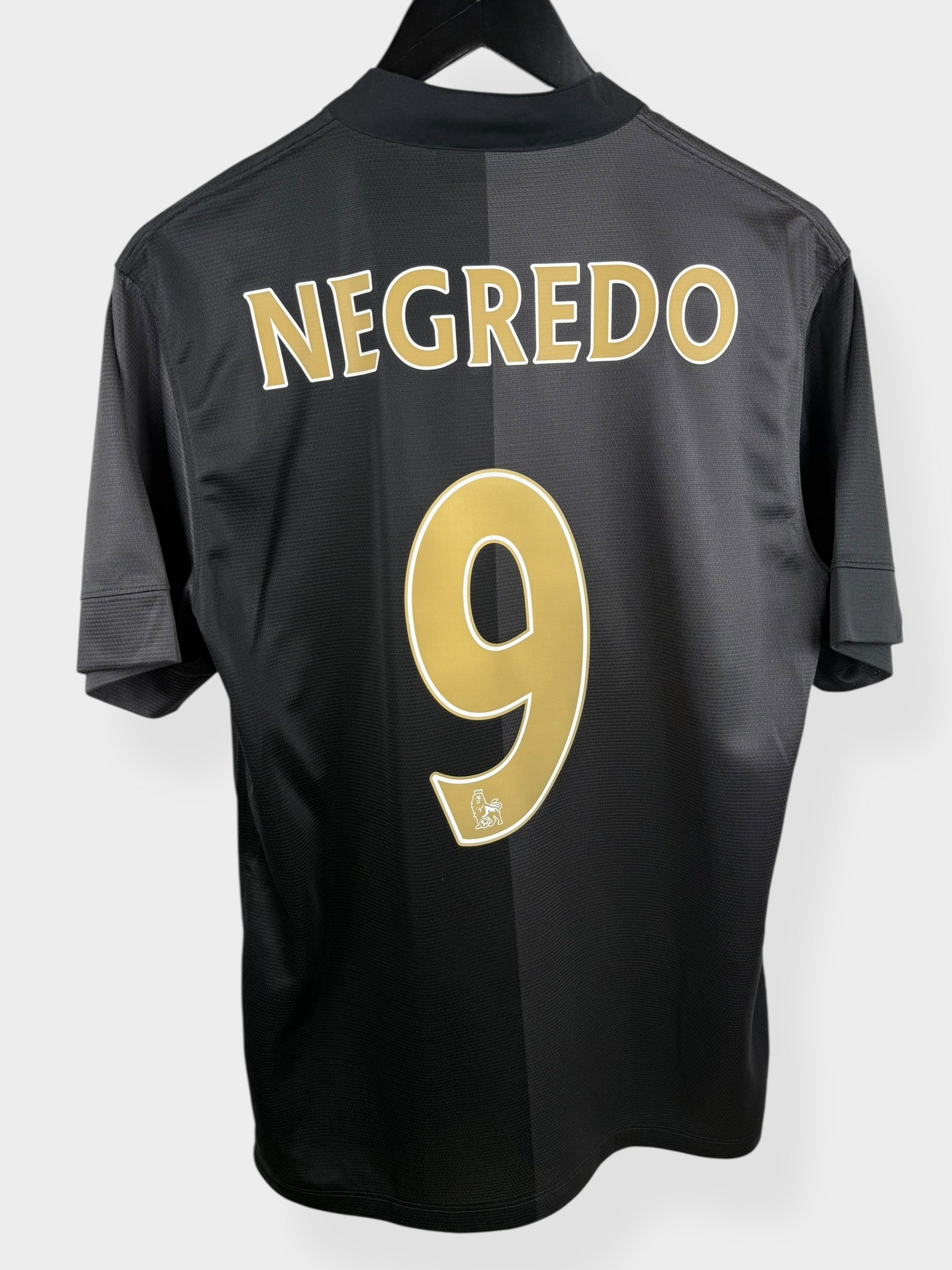 2013-14 MANCHESTER CITY AWAY SHIRT NEGREDO #9 M