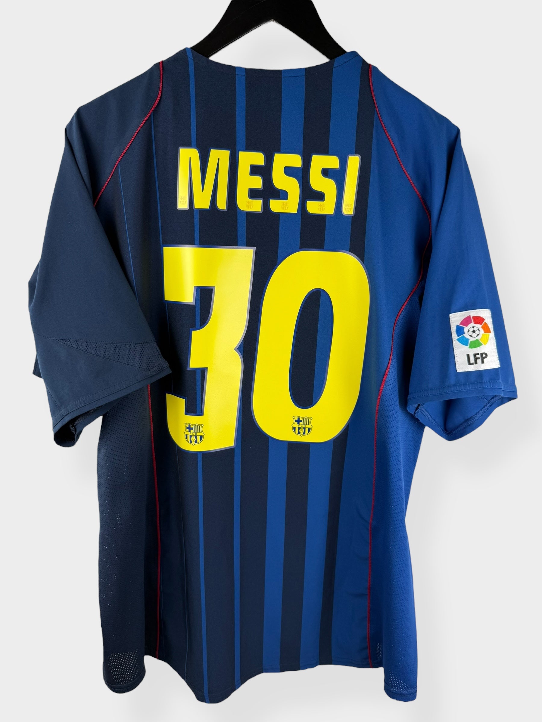 2004-05 BARCELONA UITSHIRT MESSI #30 XL