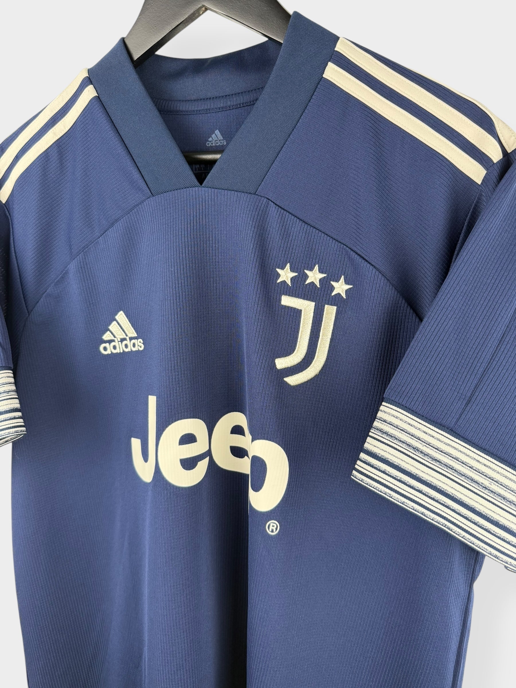2020-21 JUVENTUS AWAY SHIRT CUADRADO #16 L