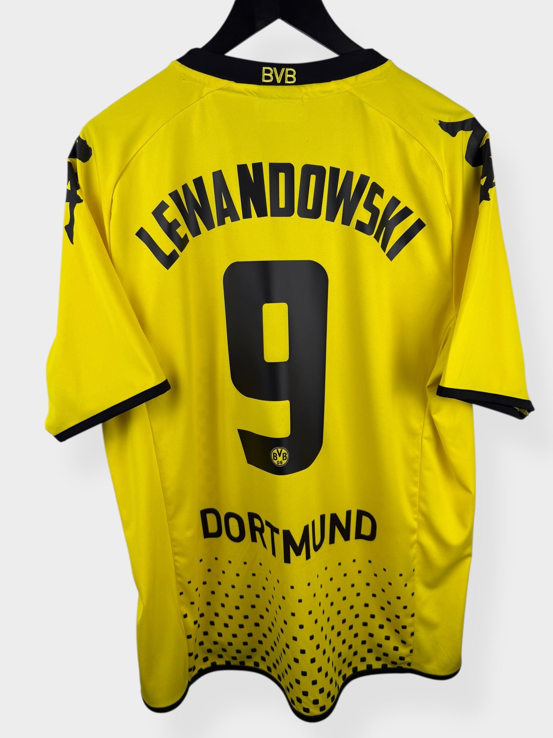 2011-12 BORUSSIA DORTMUND HOME SHIRT LEWANDOWSKI #9 XL - Authentic Football Club