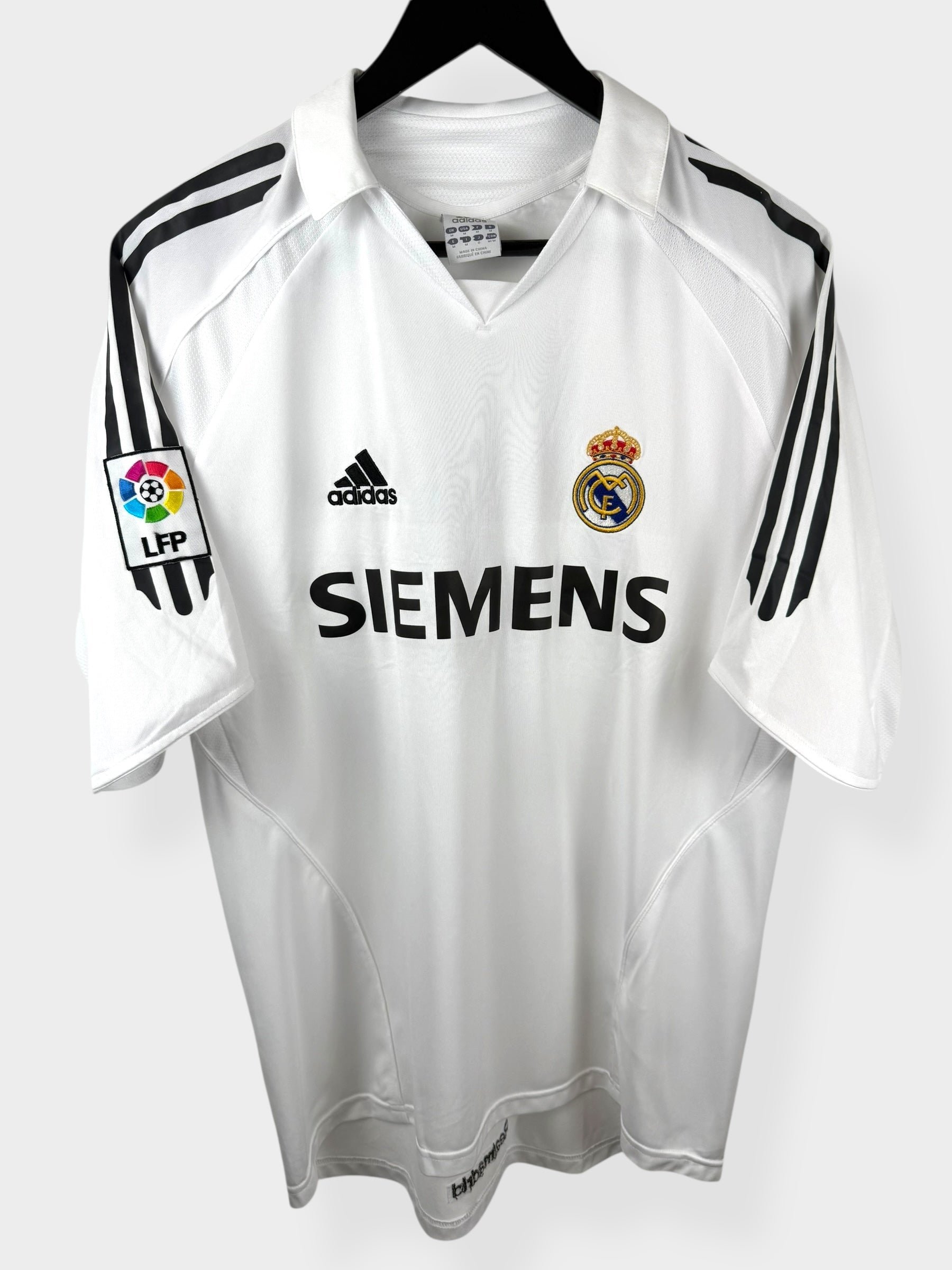 2004-05 REAL MADRID HOME SHIRT RAUL #7 M - Authentic Football Club