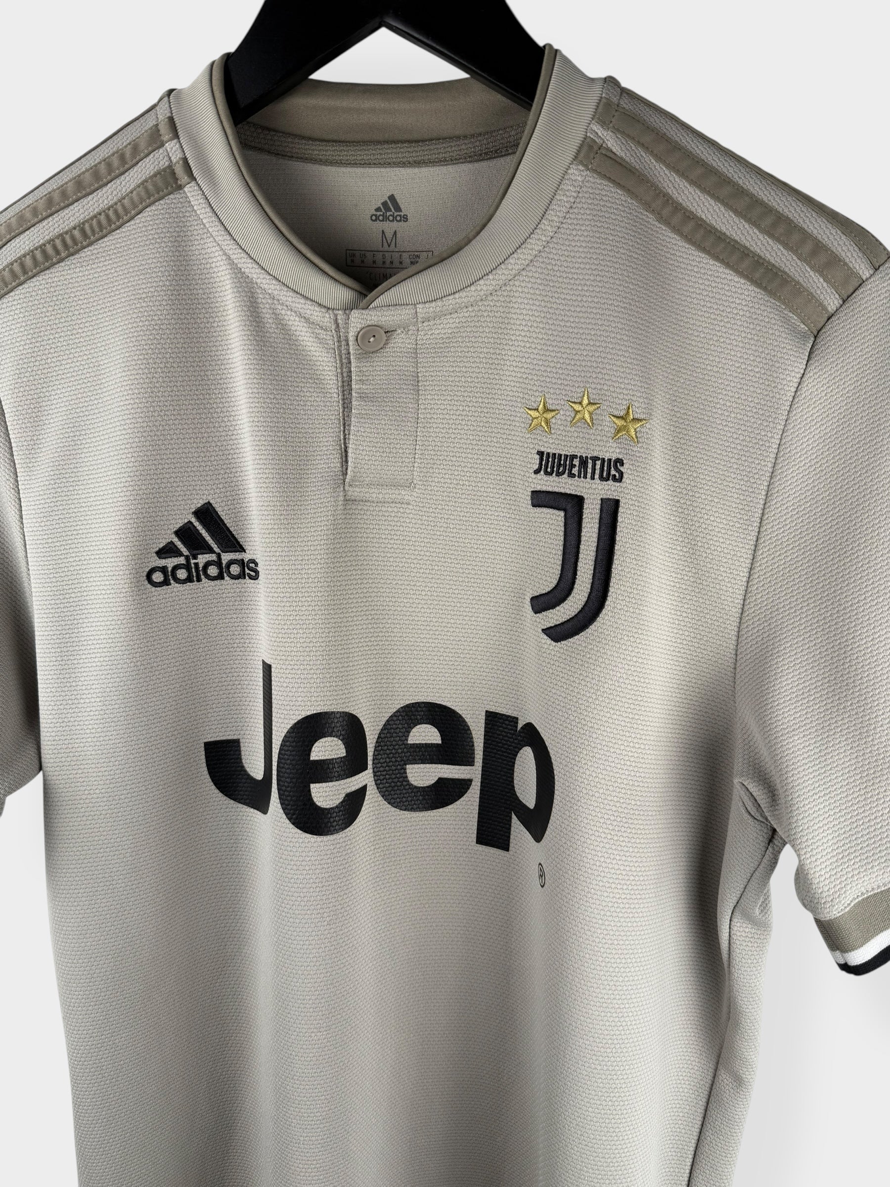 2018-19 JUVENTUS AWAY SHIRT RONALDO #7 M