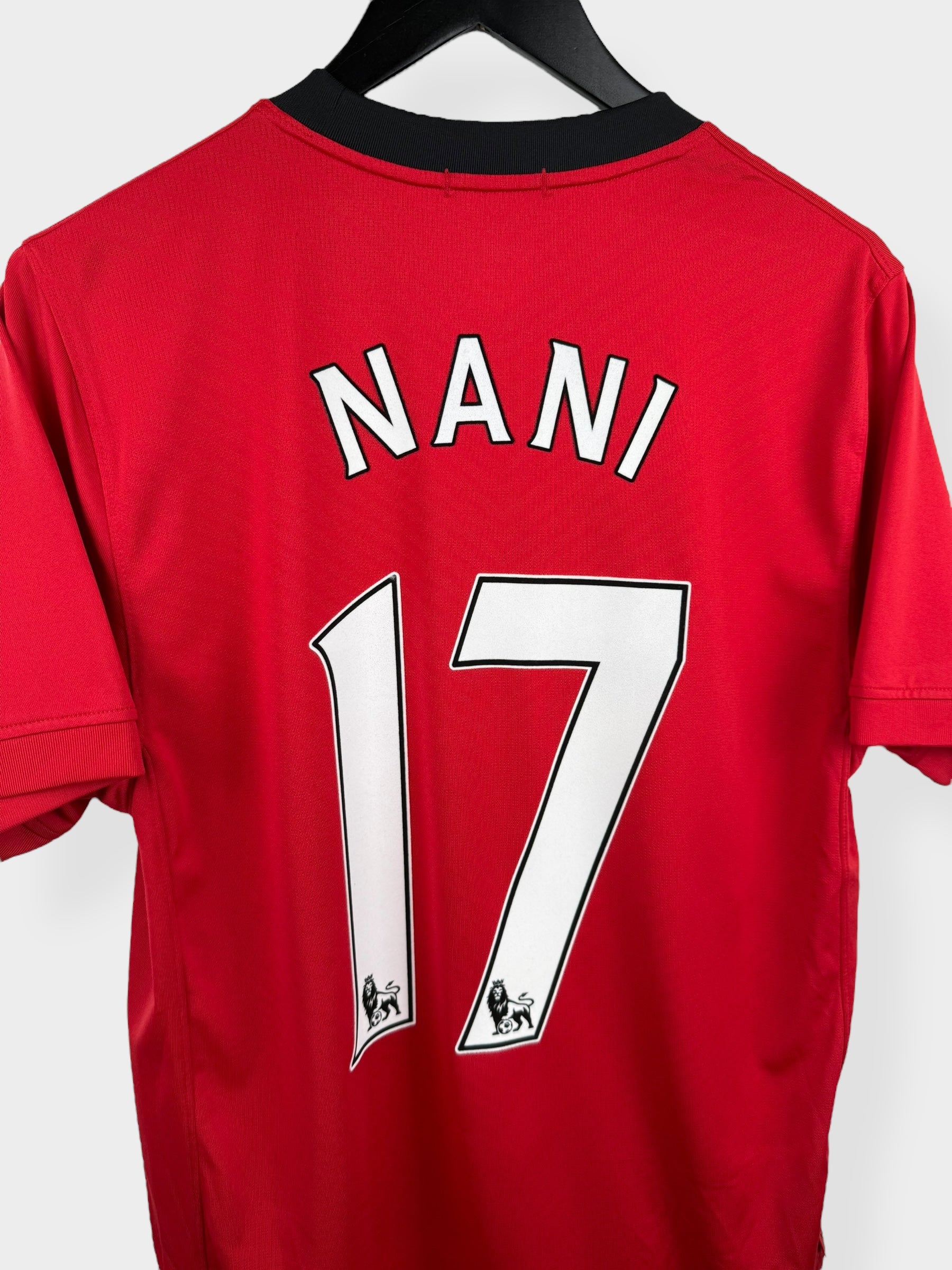 2009-10 MANCHESTER UNITED HOME SHIRT NANI #17 M