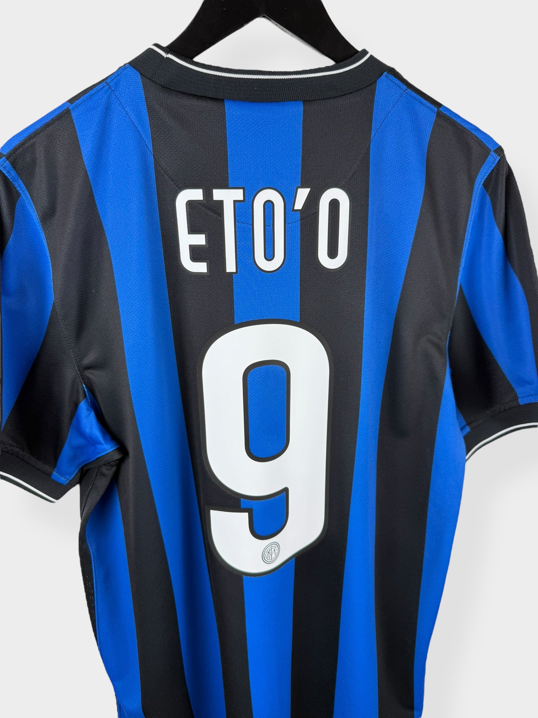 2009-10 INTER MILAN HOME SHIRT ETO'O #9 M - Authentic Football Club