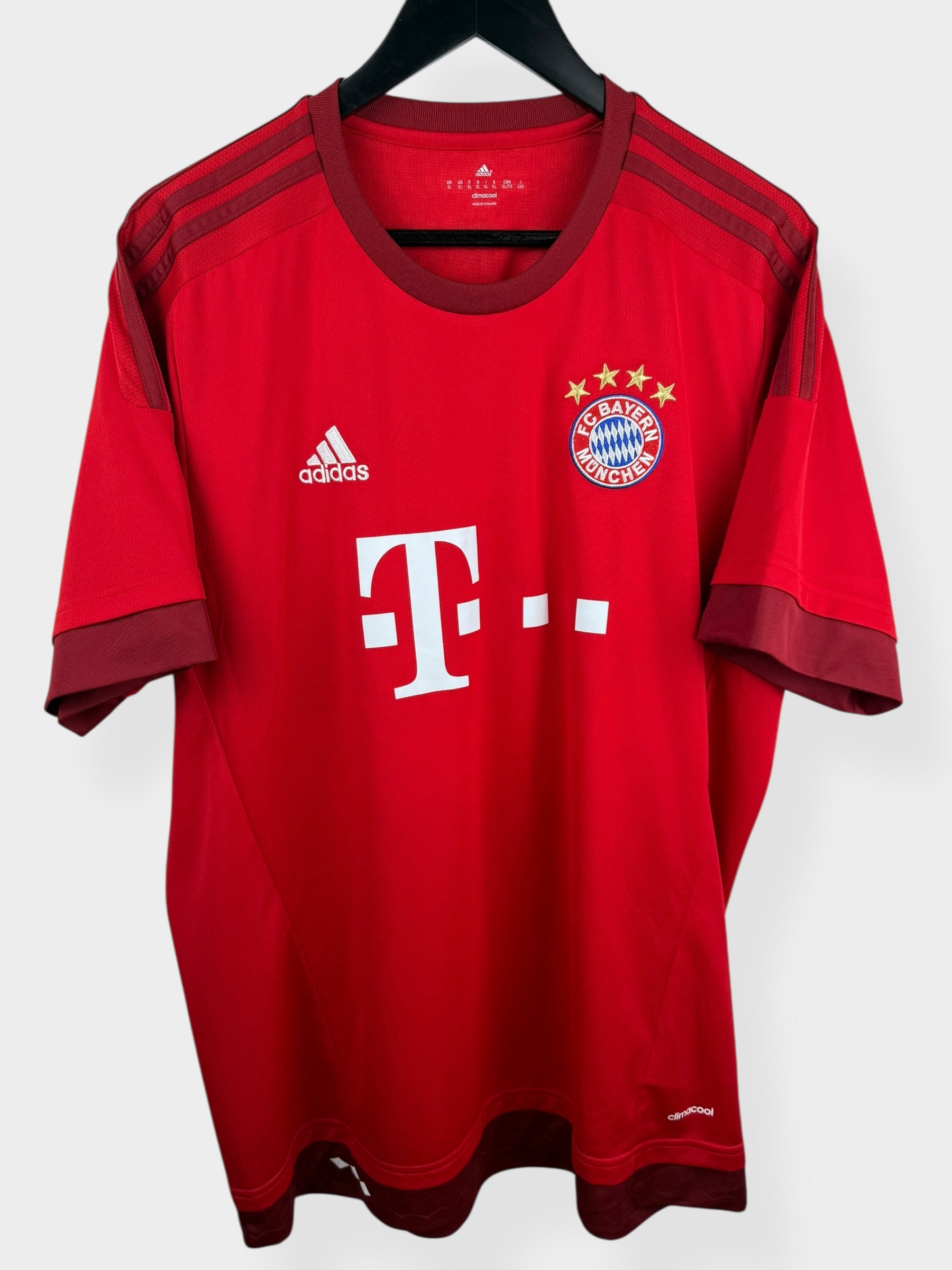 2015-16 BAYERN MUNICH THUISSHIRT ROBBEN #10 XL