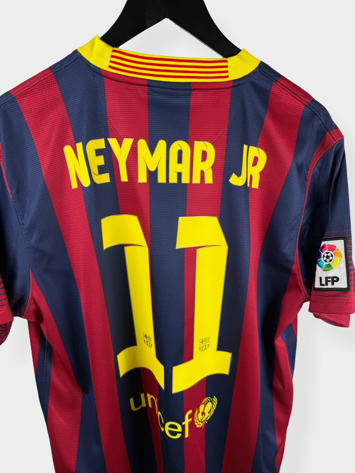 2013-14 BARCELONA HOME SHIRT NEYMAR JR. #11 L