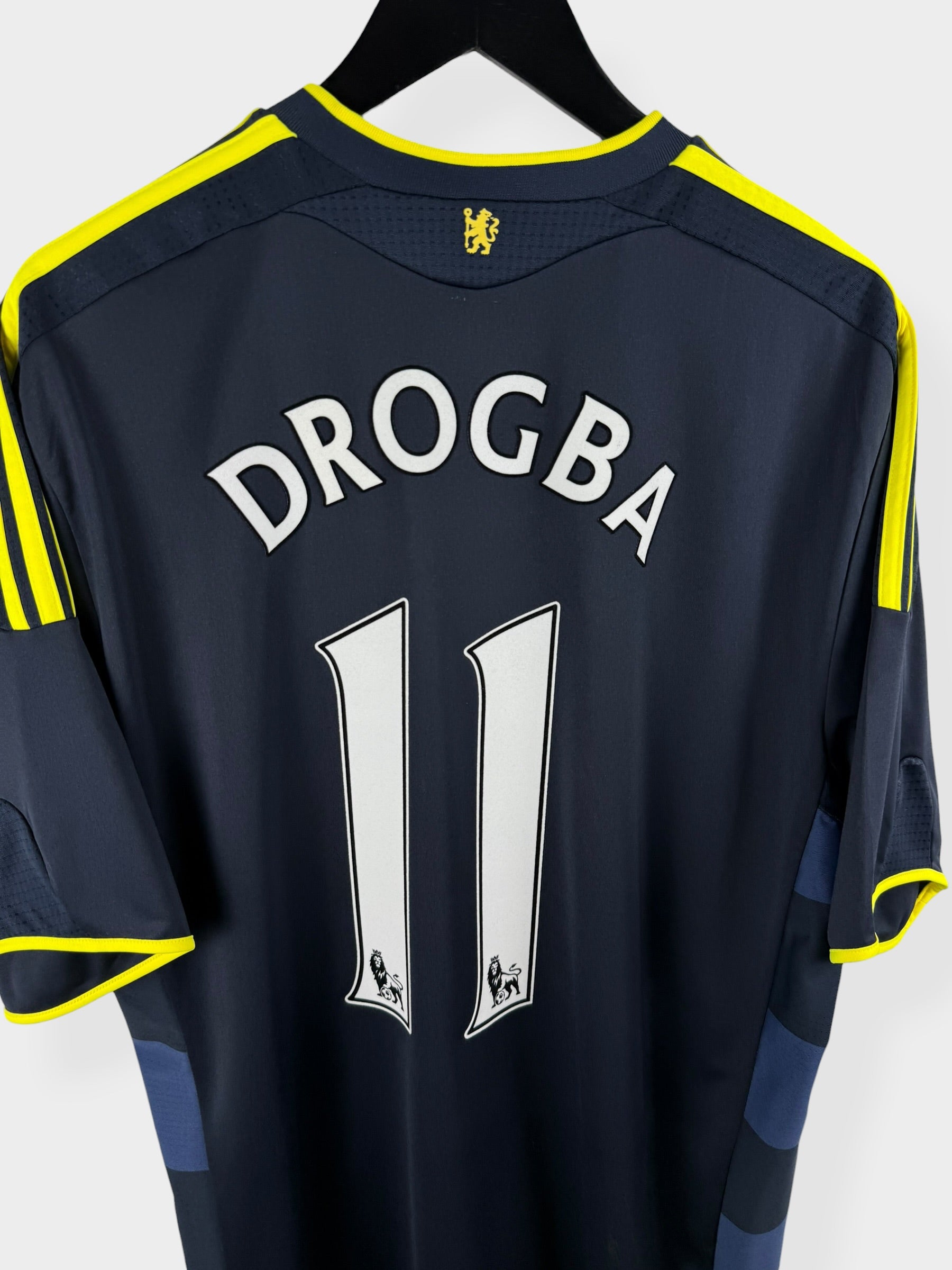 2009-10 CHELSEA AWAY SHIRT DROGBA #11 XL
