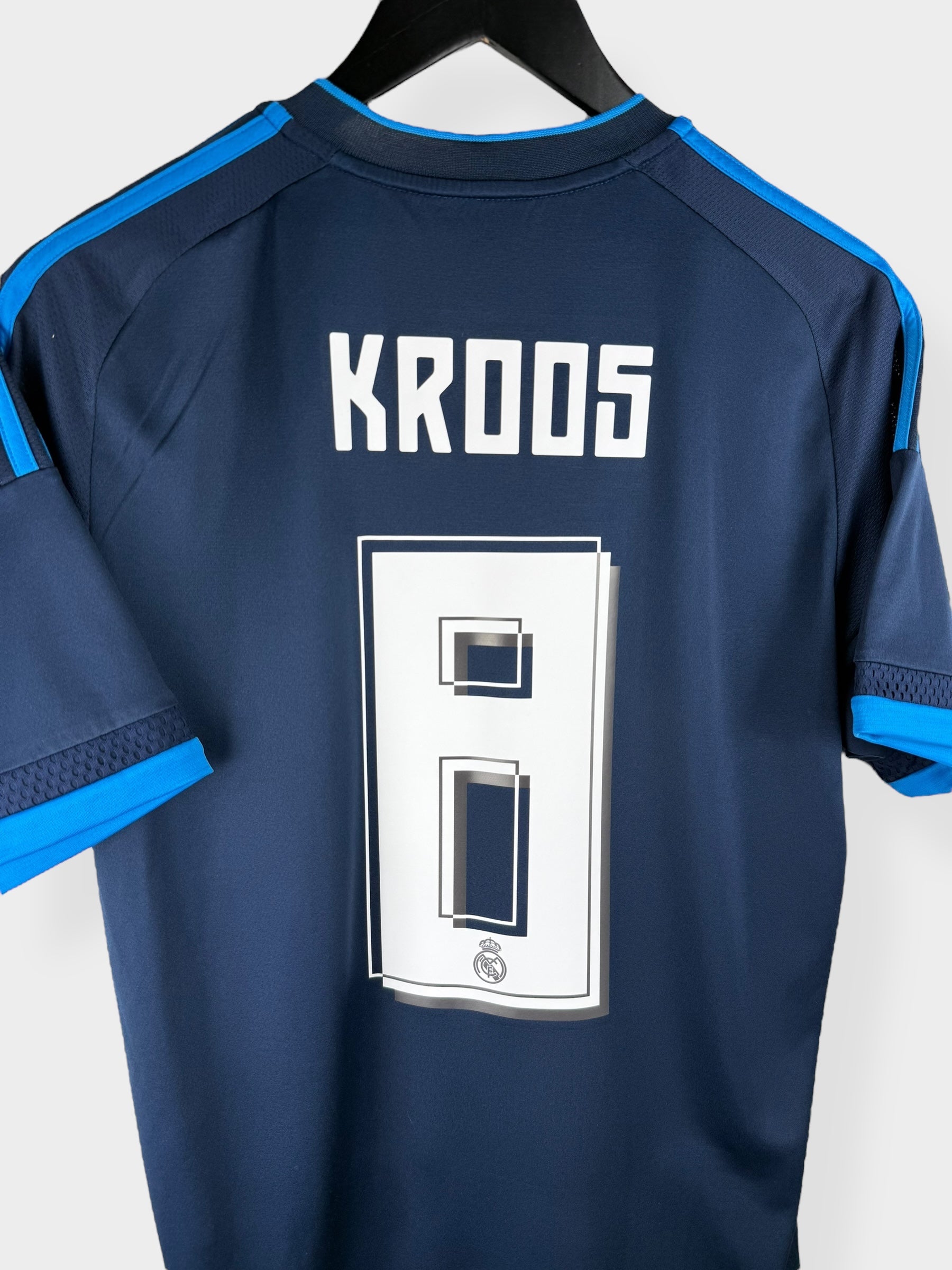 2015-16 REAL MADRID THIRD SHIRT KROOS #8 M
