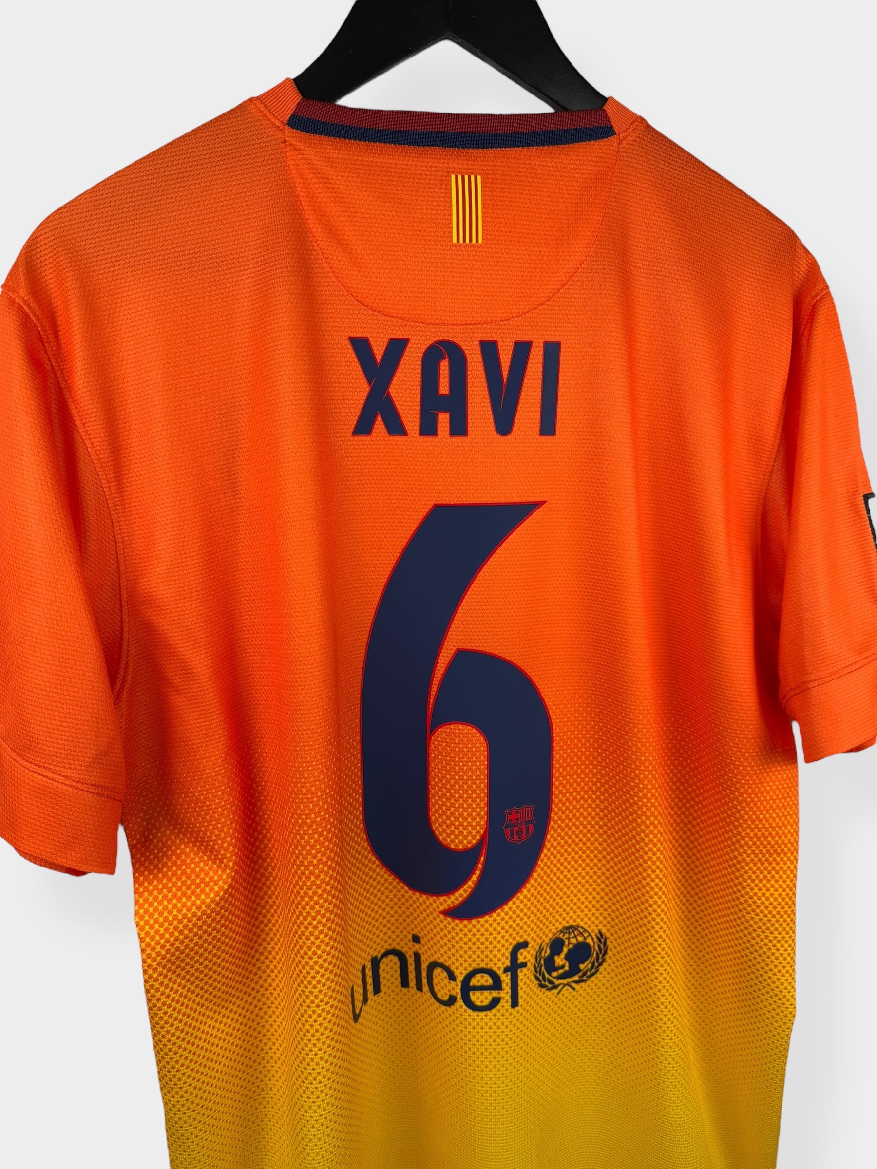 2012-13 BARCELONA UITSHIRT XAVI #6 L
