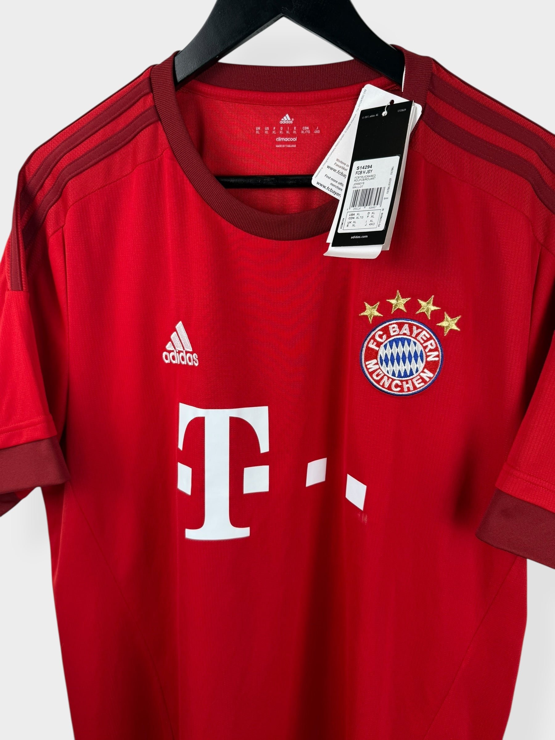 2015-16 BAYERN MUNICH HOME SHIRT RIBERY #7 XL - Authentic Football Club