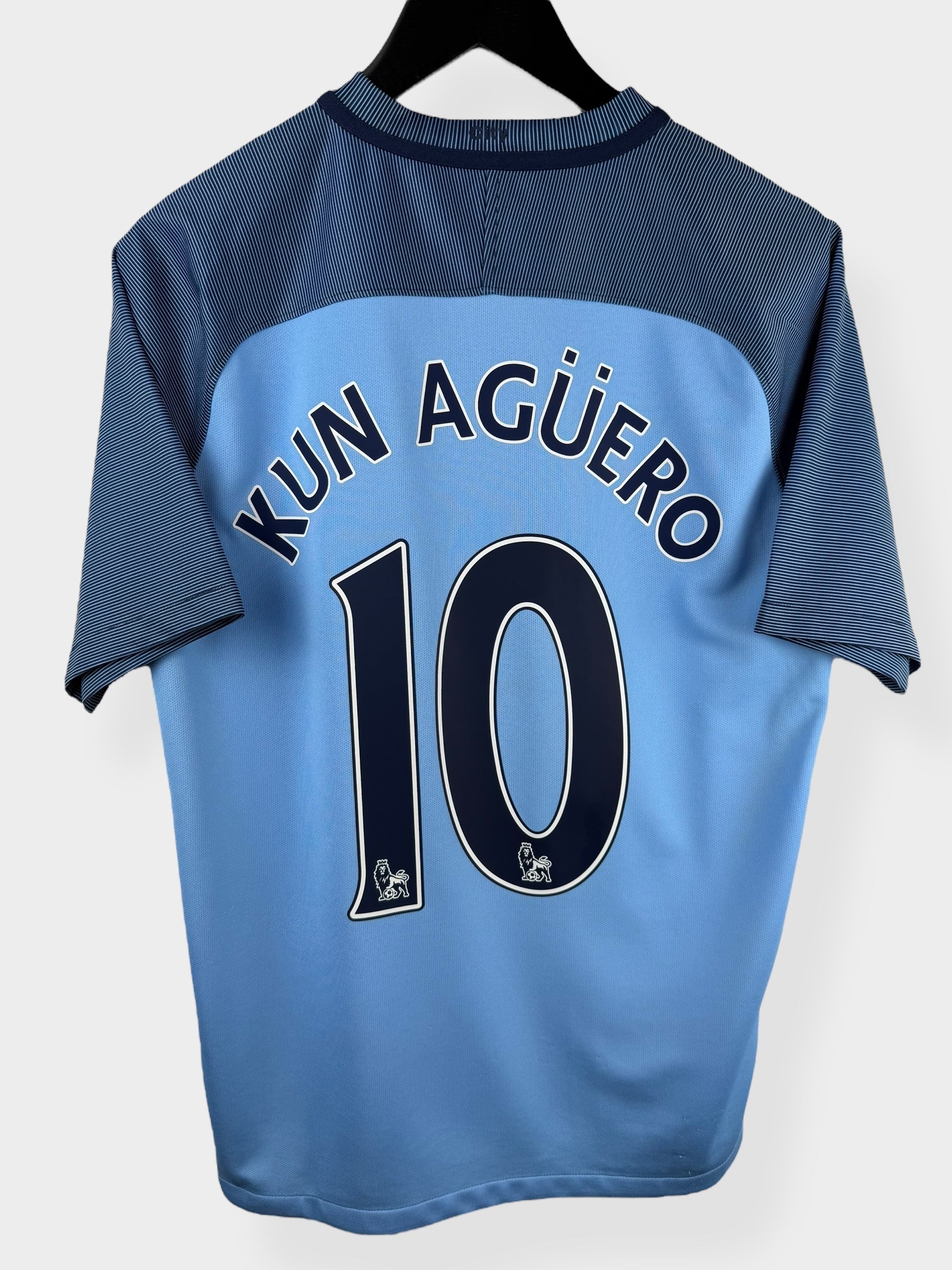 2016-17 MANCHESTER CITY HOME SHIRT KUN AGUERO #10 M