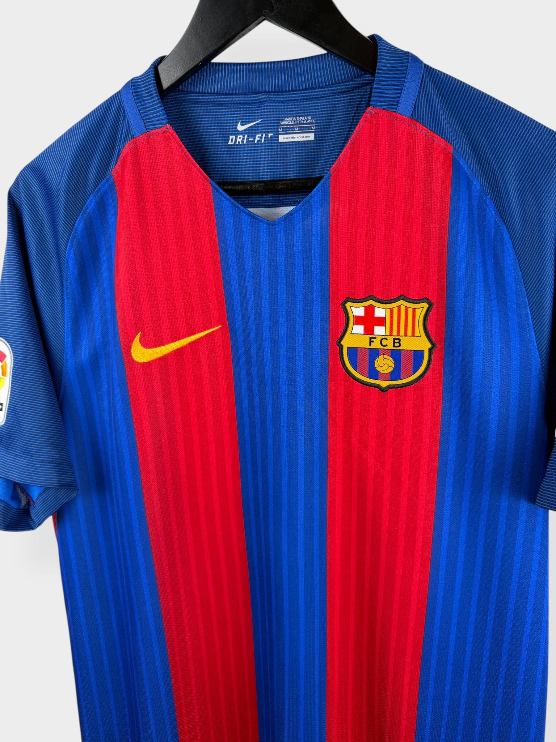 2016-17 BARCELONA HOME SHIRT NEYMAR JR #11 M - Authentic Football Club