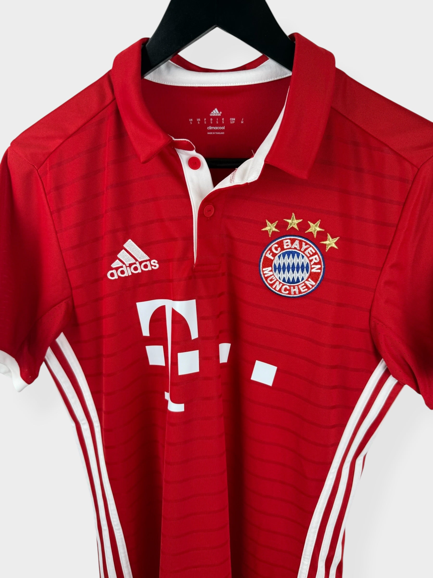 2016-17 BAYERN MUNICH HOME SHIRT BOATENG #17 S
