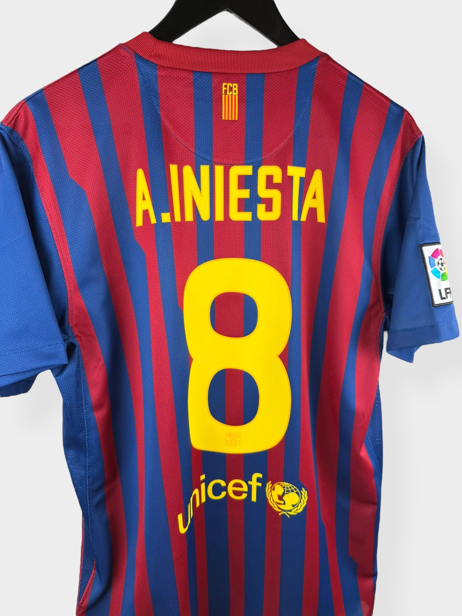 2011-12 BARCELONA HEIMTRIKOT INIESTA #8 M