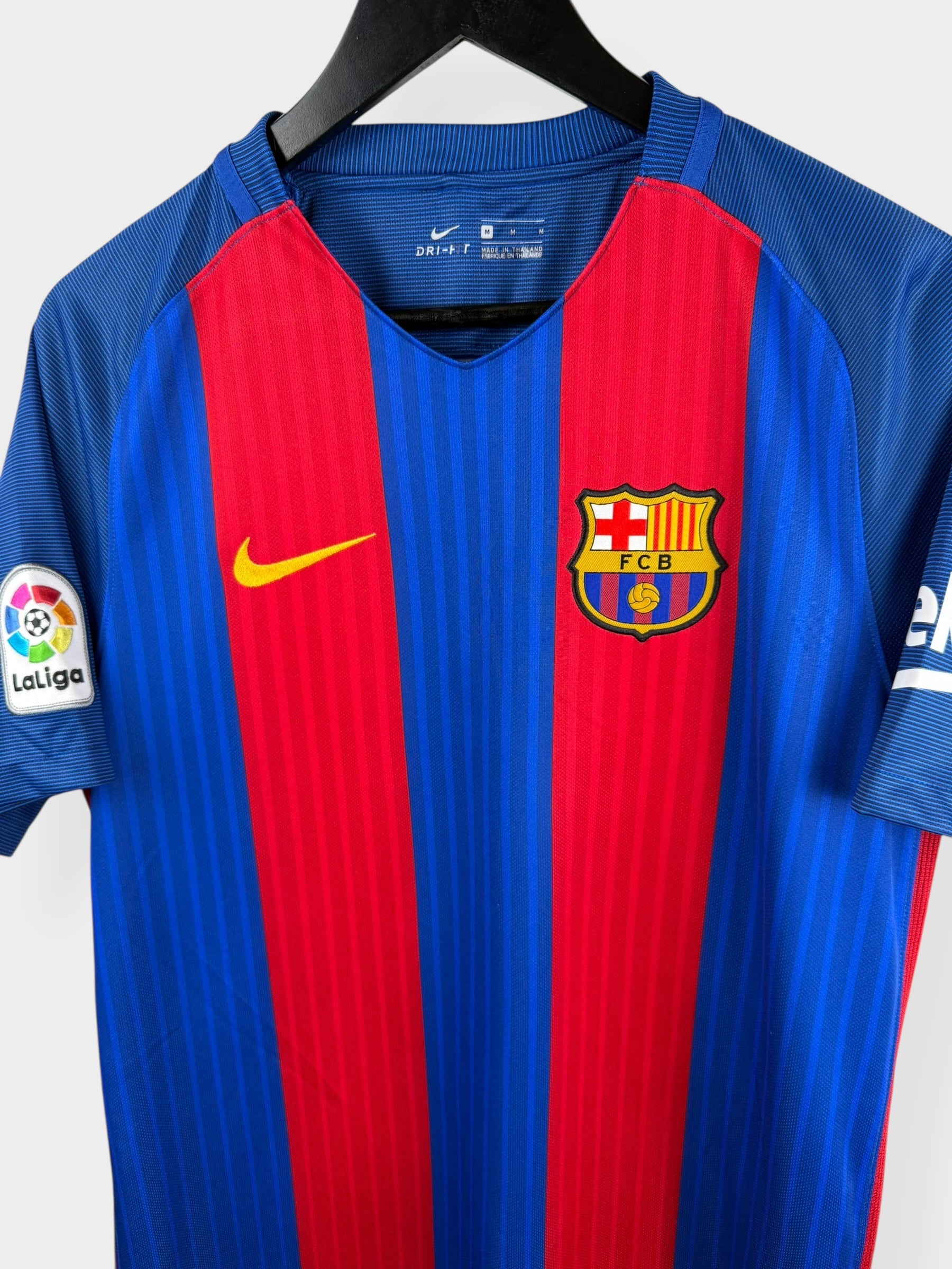 2016-17 BARCELONA HOME SHIRT NEYMAR JR #11 M - Authentic Football Club