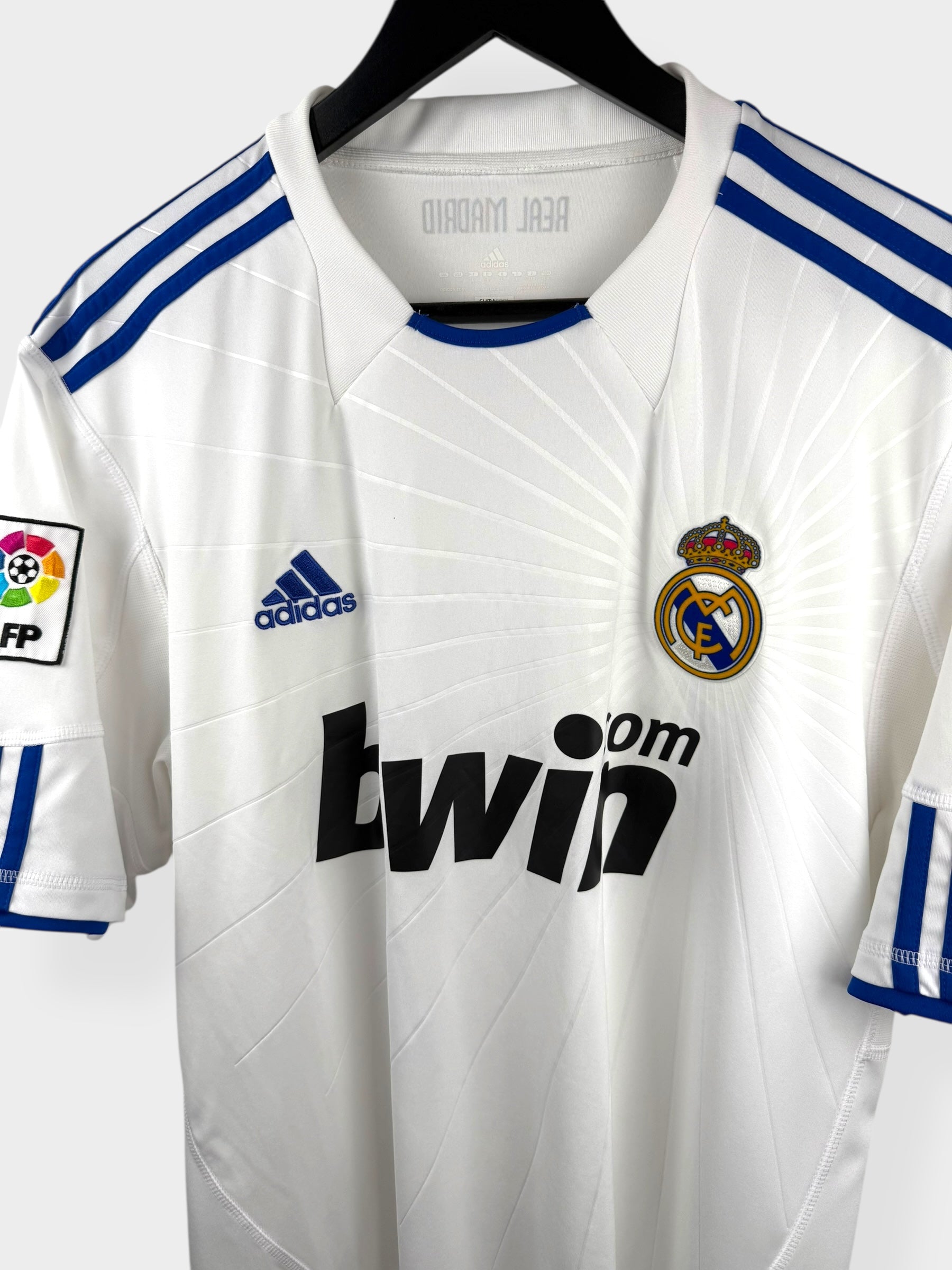 2010-11 REAL MADRID THUISSHIRT RONALDO #7 L