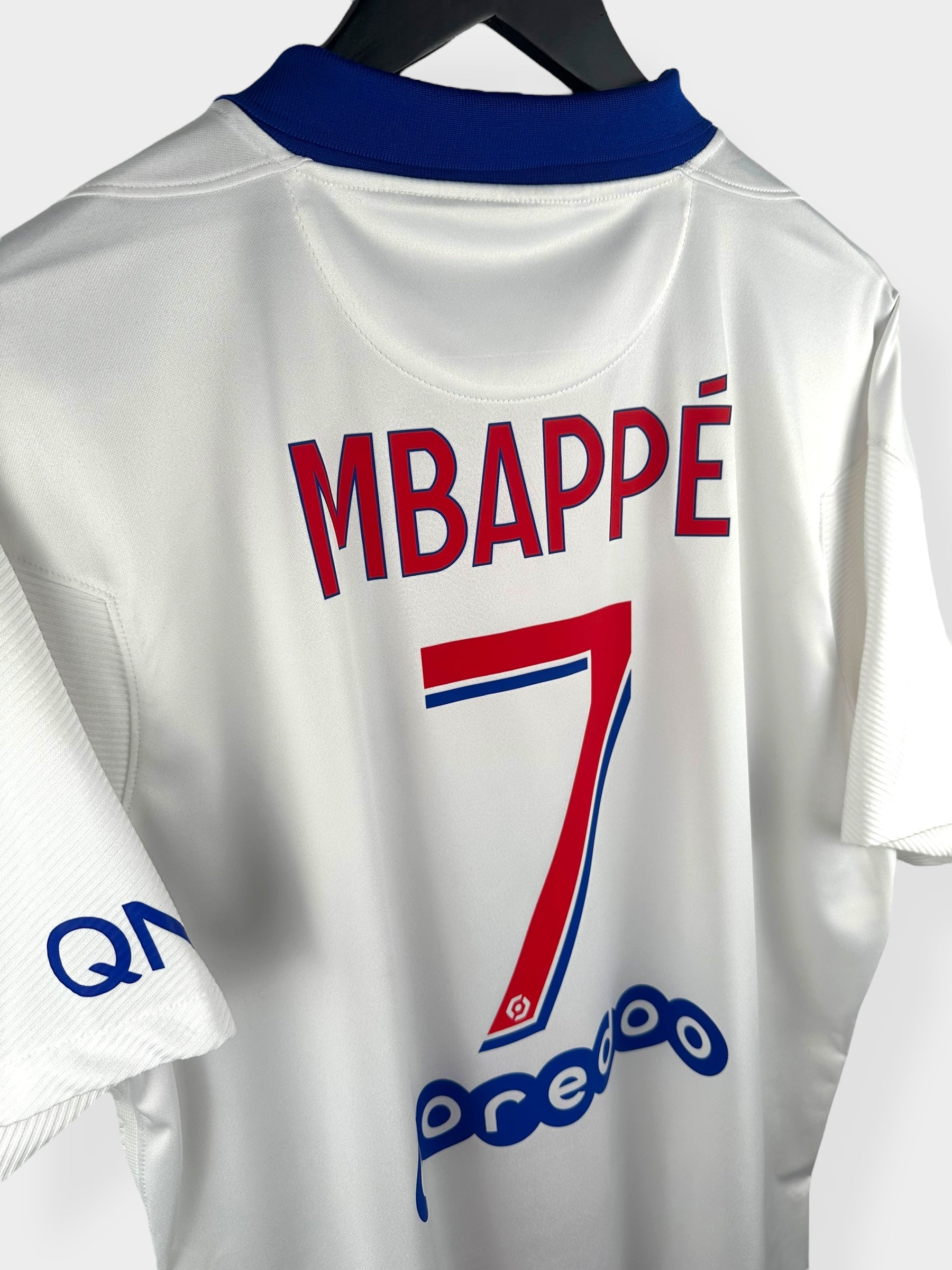 2020-21 PARIS-SAINT GERMAIN AWAY SHIRT MBAPPÉ #7 XL