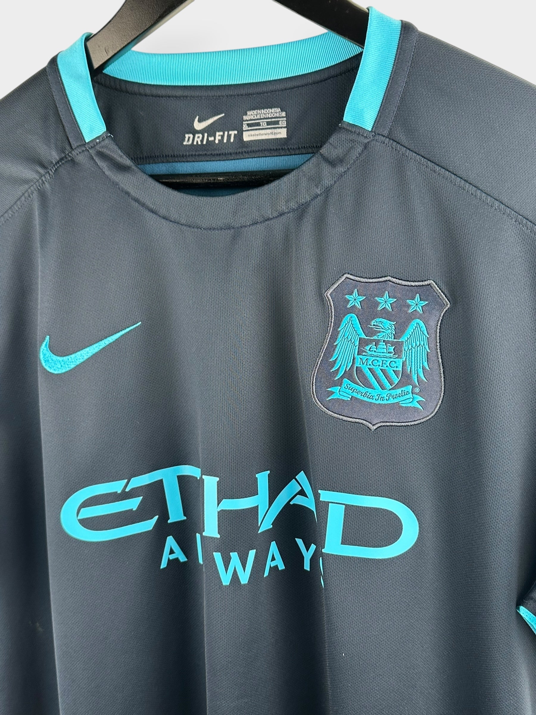 2015-16 MANCHESTER CITY AWAY SHIRT AGUERO #10 XL